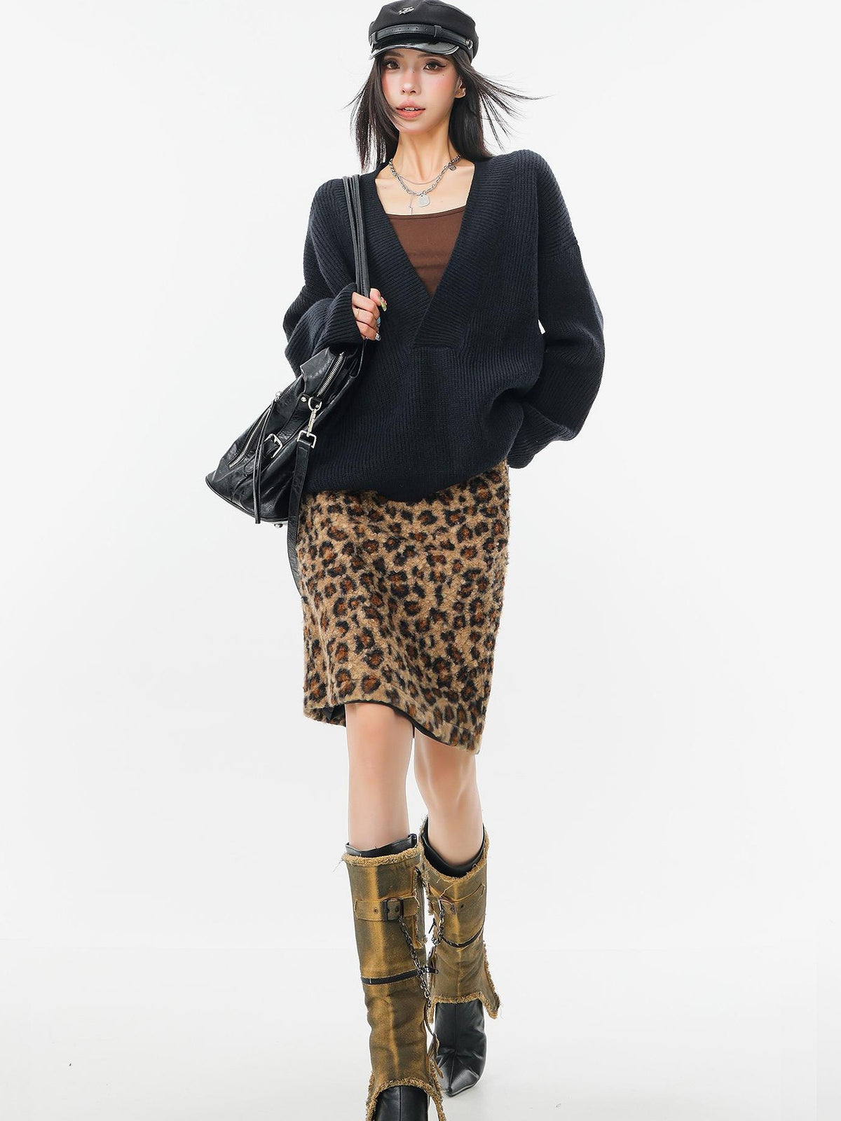 QIUQIU STUDIO Loose Fit Deep V-neck Drop Shoulder Button Knit Women&