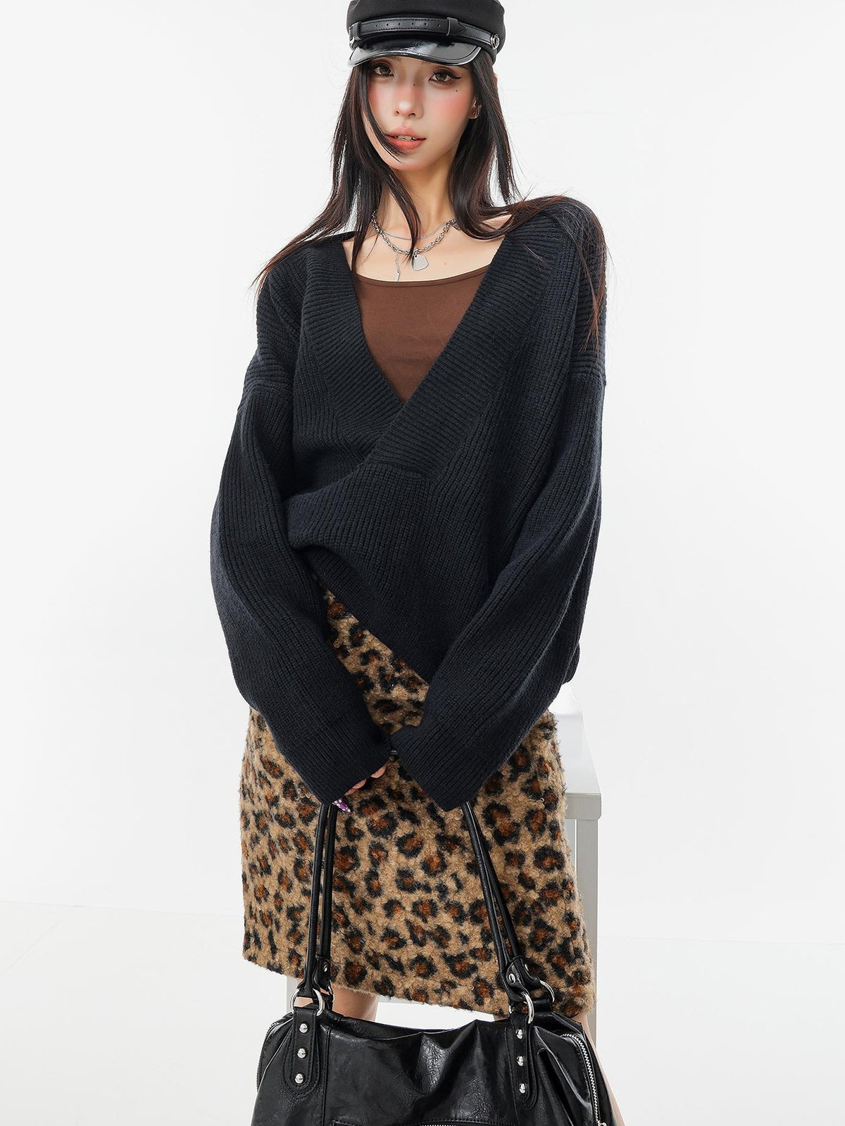 QIUQIU STUDIO Loose Fit Deep V-neck Drop Shoulder Button Knit Women&