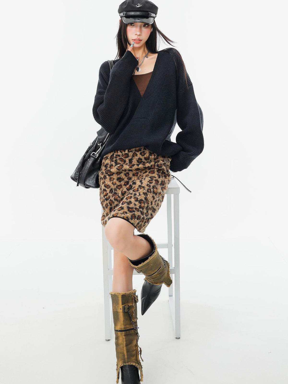 QIUQIU STUDIO Loose Fit Deep V-neck Drop Shoulder Button Knit Women&