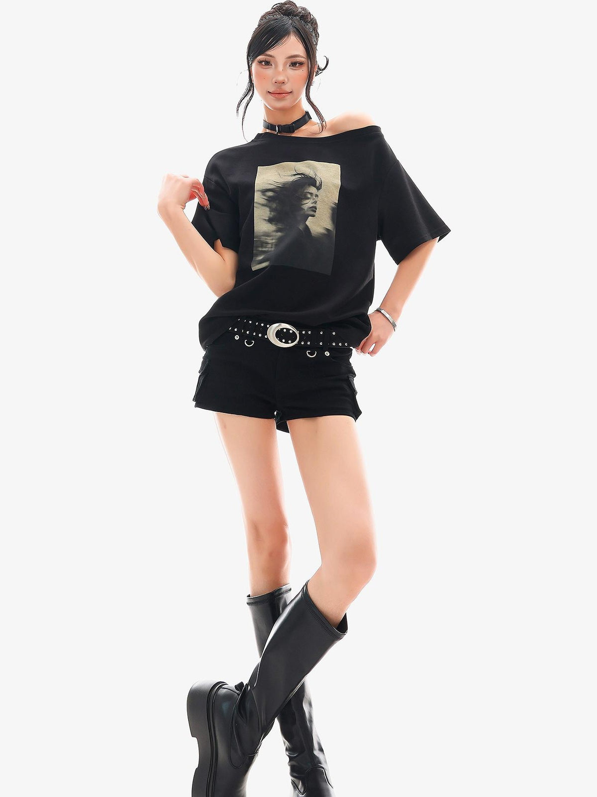 QIUQIU STUDIO Portrait Print Asymmetric Shoulder Loose Fit Women&
