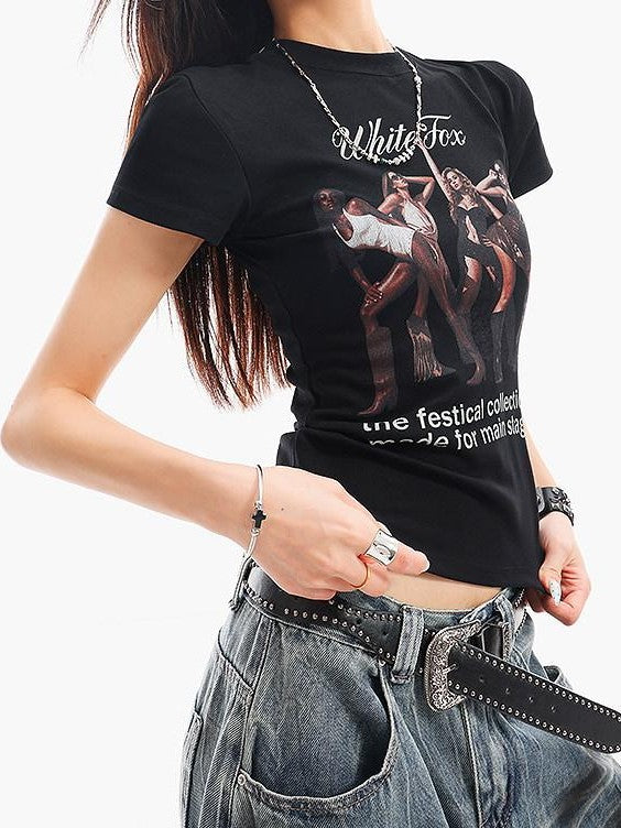QIUQIU STUDIO Portrait Print Short Sleeve Cinched Waist Round Neck Women&