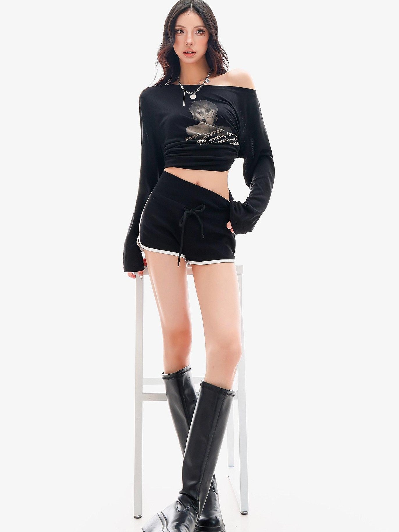 QIUQIU STUDIO Sheer Portrait Print Asymmetrical Neckline Women&