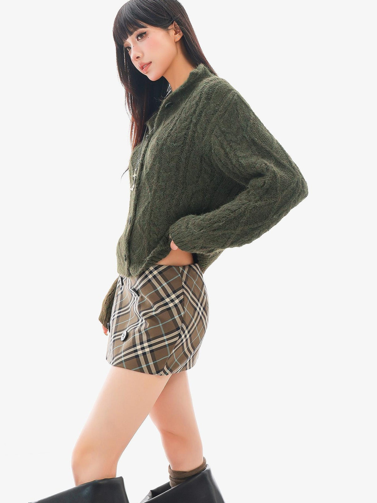 QIUQIU STUDIO Solid Color Stand Collar Long Sleeve Knit Women&