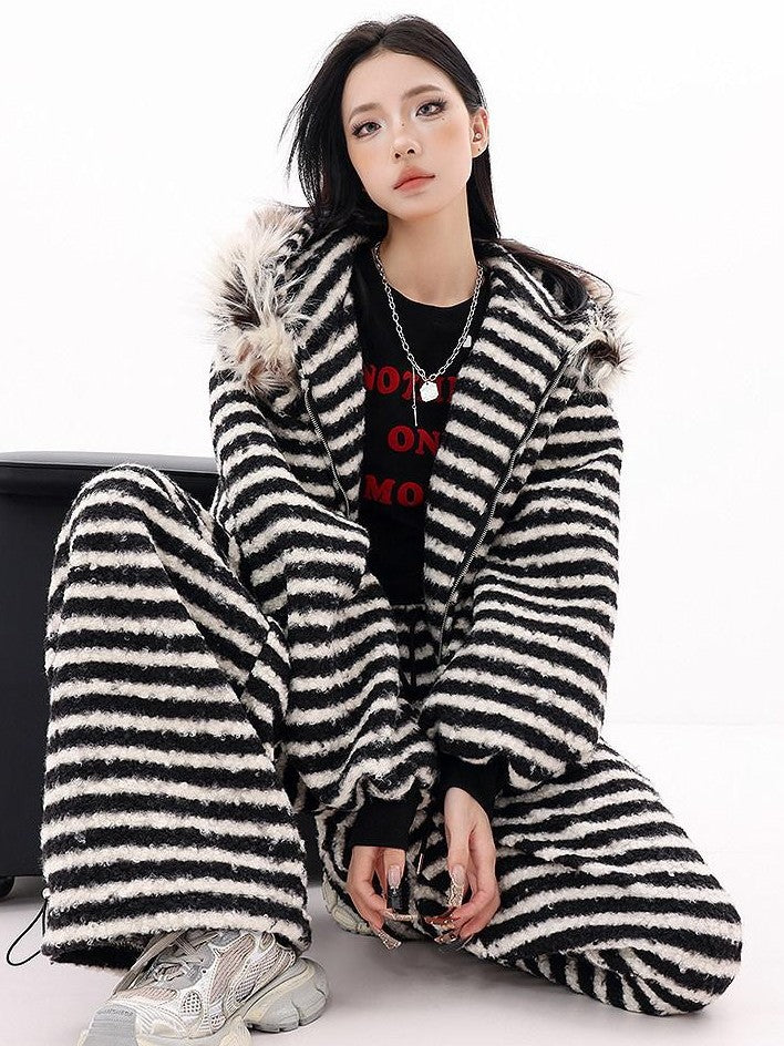 QIUQIU STUDIO Striped Fur Collar Hooded Contrast Zip Relaxed Women&