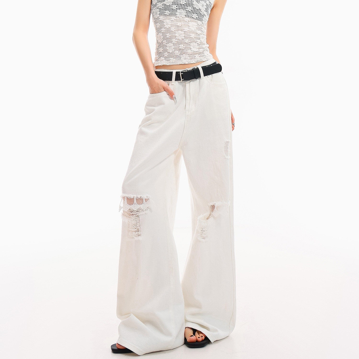 QIUQIU_STUDIO_White_Crochet_Hollow_Floral_V-neck_Slim_Fit_Women&