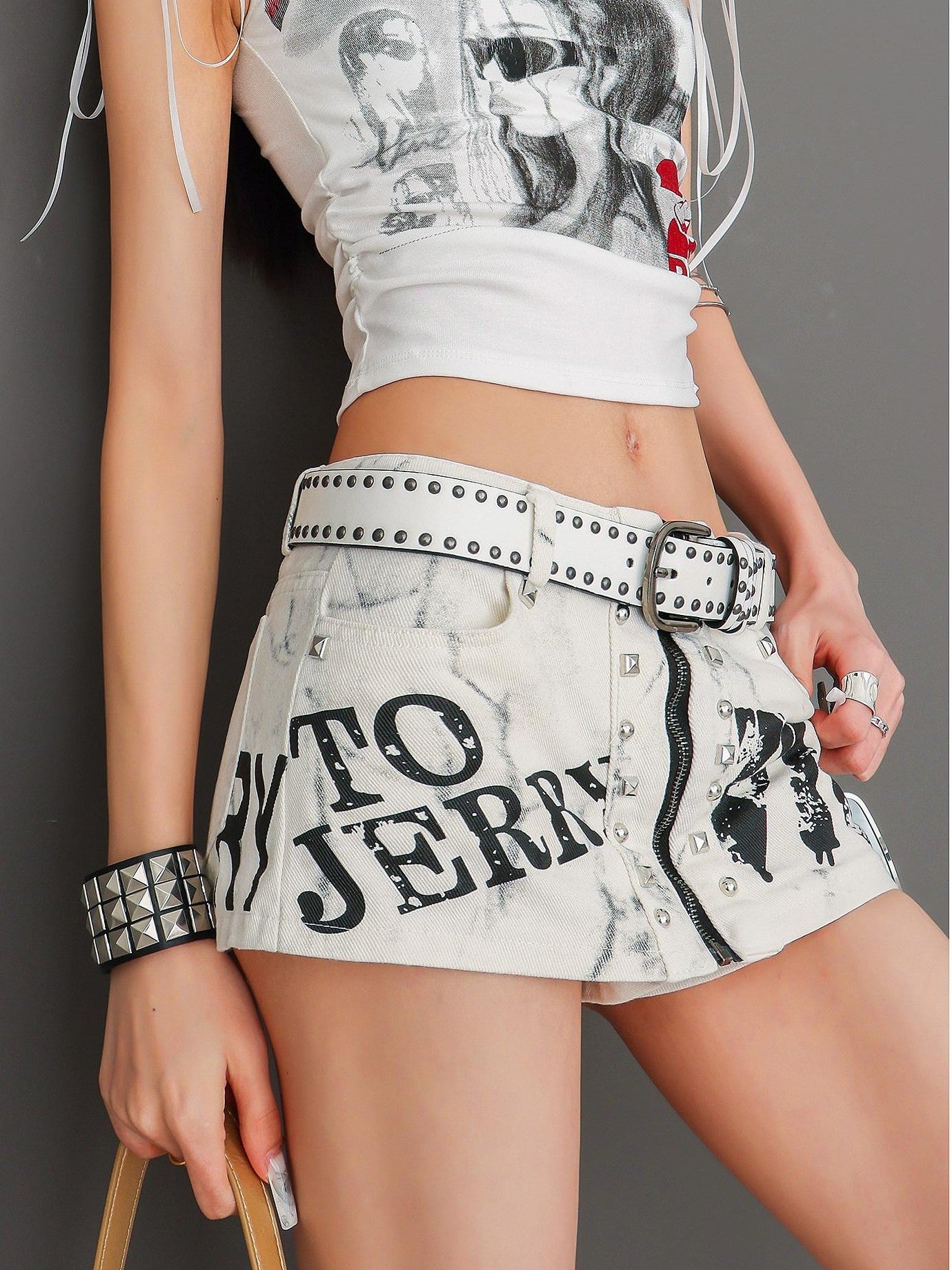 QIUQIU STUDIO White Letter Print Rivet Faux Two Piece Women&