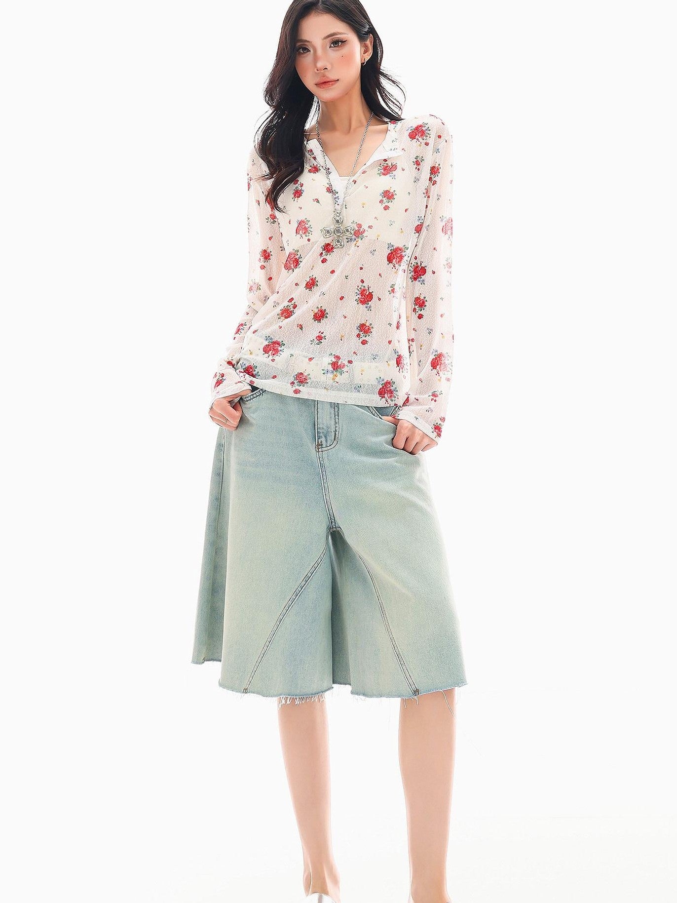 QIUQIU STUDIO White Red Floral Half Open Collar Printed Long Sleeve Loose Women&