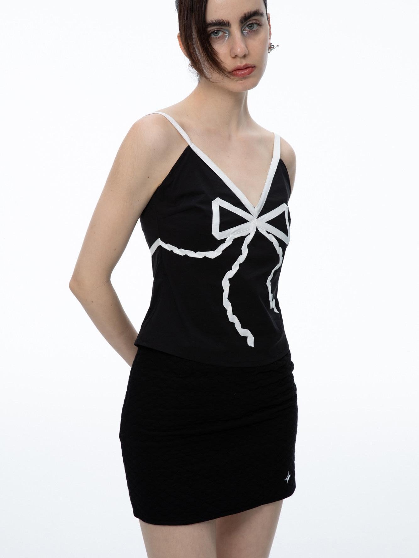 QUORRA S CHORD Black Bow Tie Ribbon V-neck Women&