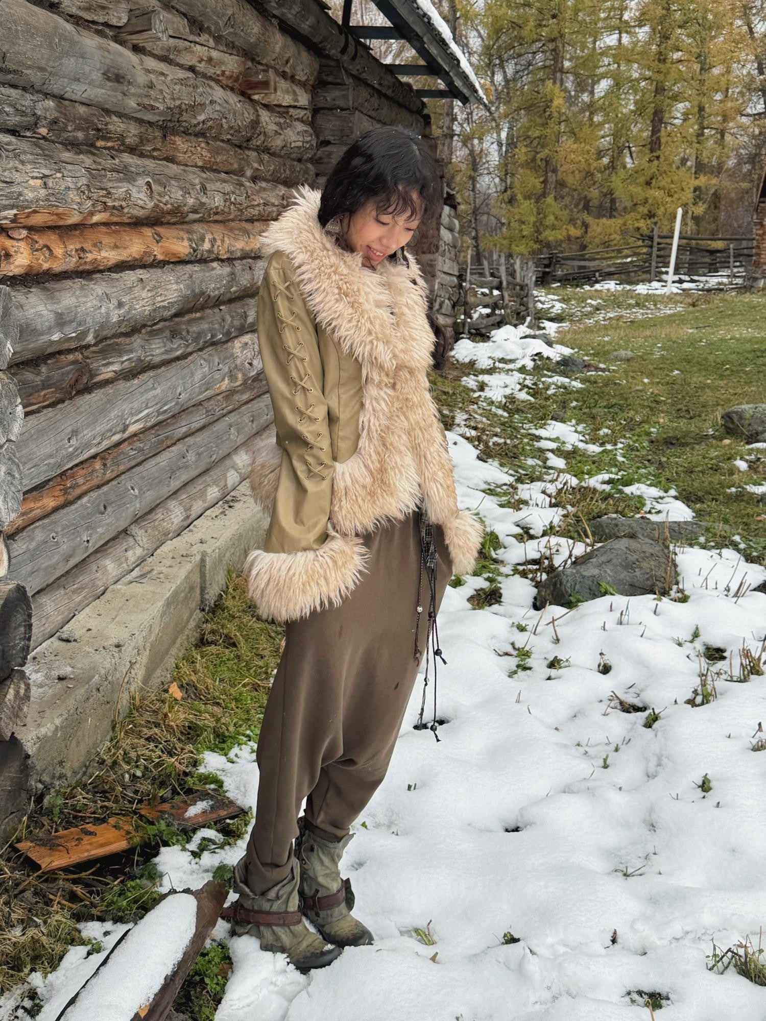 QUORRA S CHORD Olive Brown Fur Collar Cinched Waist Bell Sleeve Women&