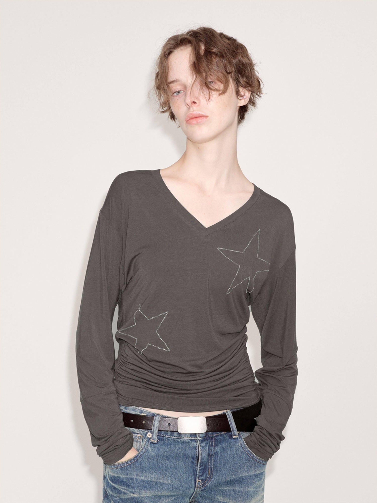 RUN TO THE FUTURE Breathable Lyocell Slim Fit V-neck Rhinestone Star Women Long Sleeve T-Shirts
