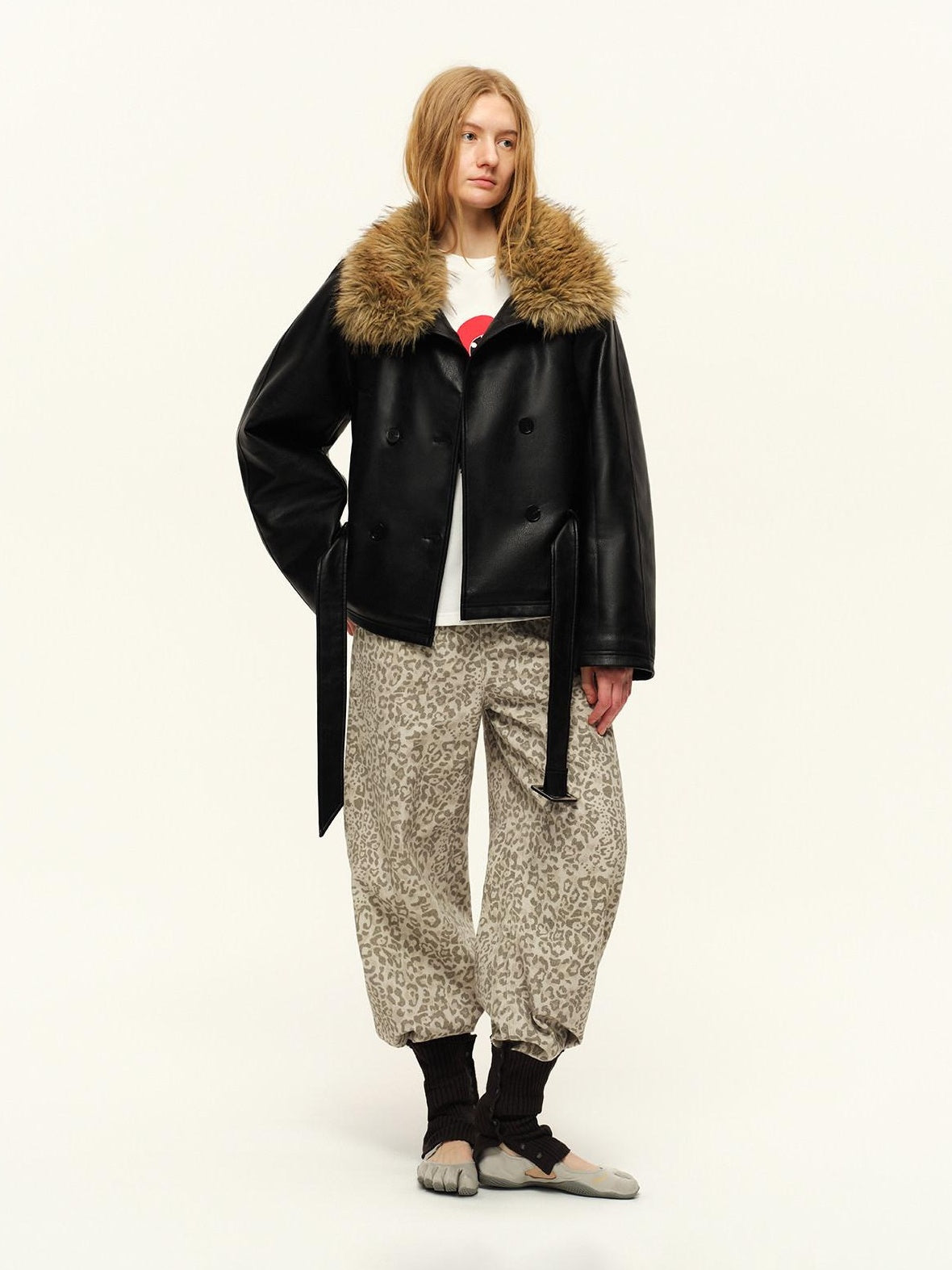 RUN TO THE FUTURE Cotton Filled Fur Collar Commuter Straight Fit Classic Black Puffer Jackets