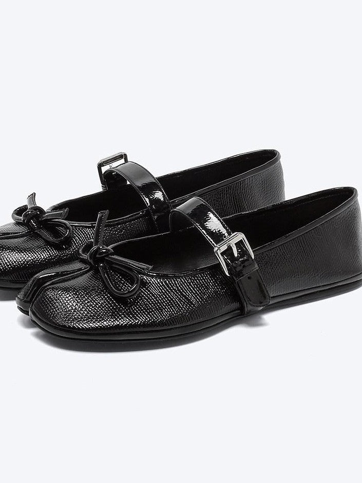RUN TO THE FUTURE Crocodile Embossed Bow One Strap Low Vamp Mary Jane Women&