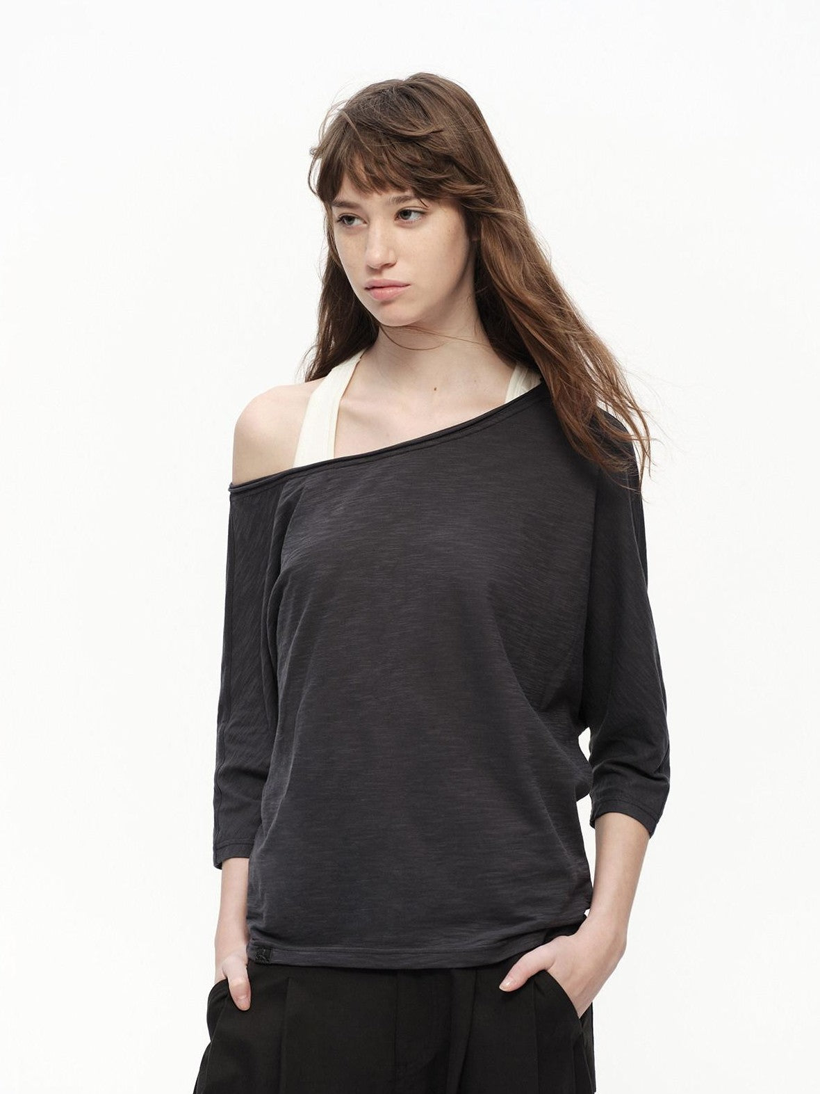 RUN TO THE FUTURE Deep Gray Slub Texture Asymmetric Shoulder Women&