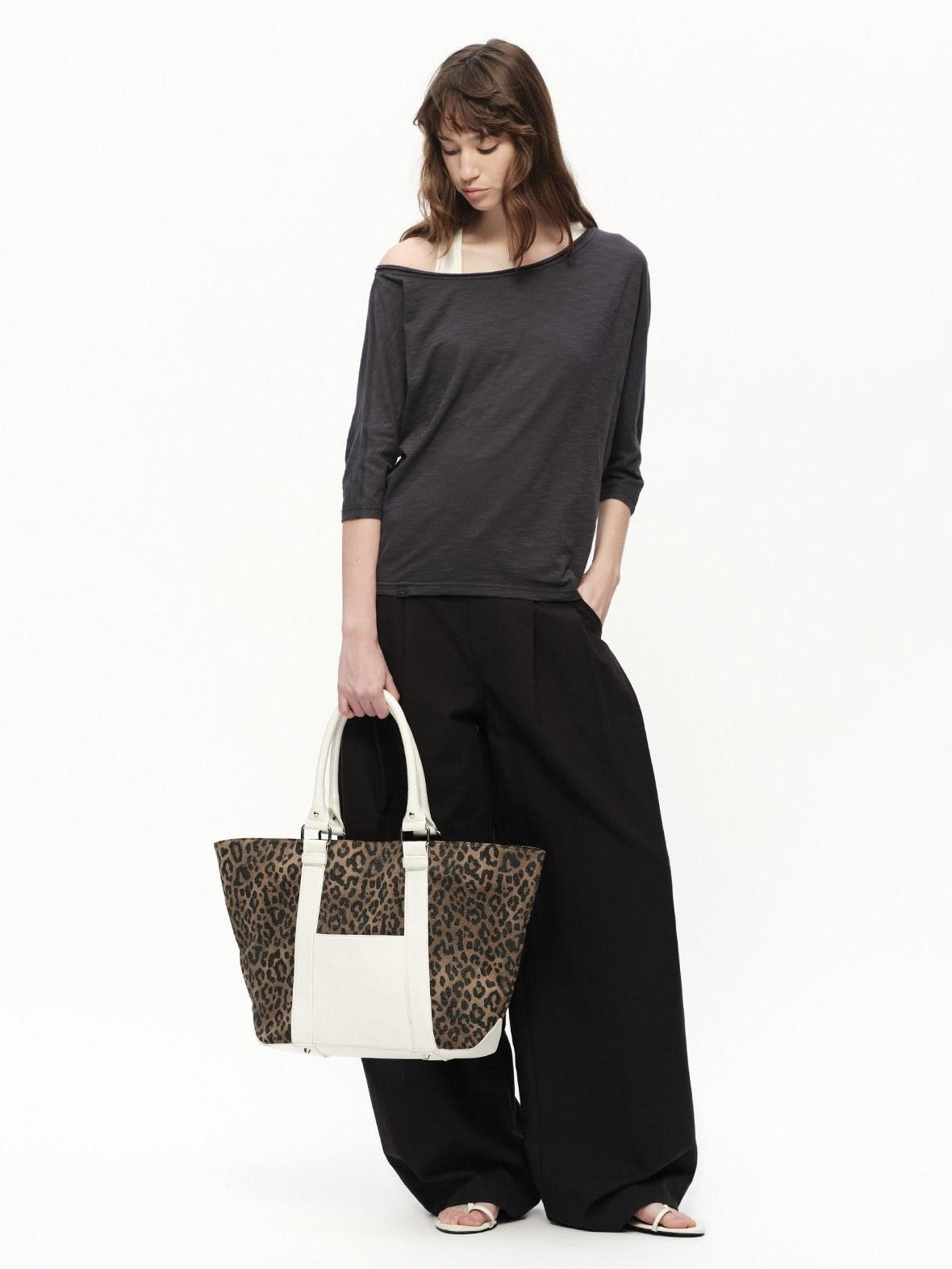 RUN TO THE FUTURE Deep Gray Slub Texture Asymmetric Shoulder Women&
