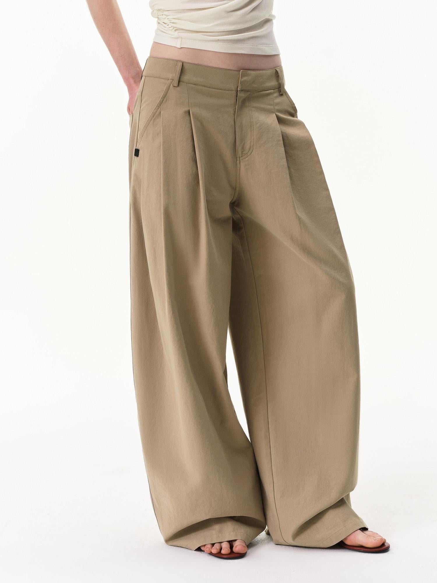 RUN TO THE FUTURE Khaki Vintage Pleated Women&