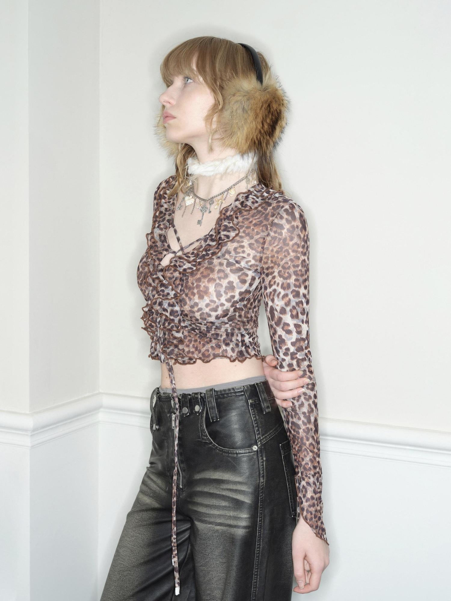 RUN TO THE FUTURE Lightweight Breathable Slim Tie Front Women Short Leopard Print Cardigan Blouses
