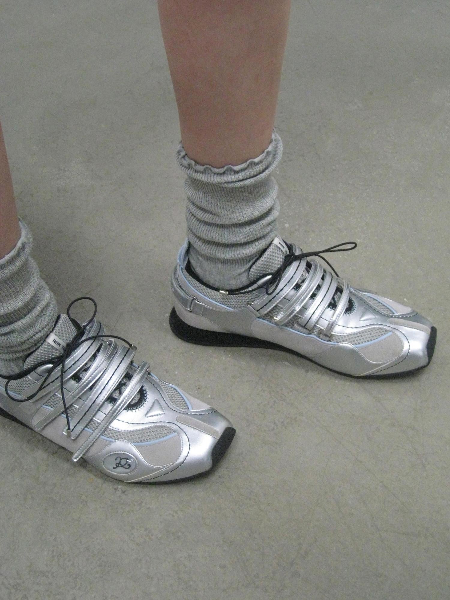 RUN TO THE FUTURE Low Top Patchwork Mesh Velcro Women&