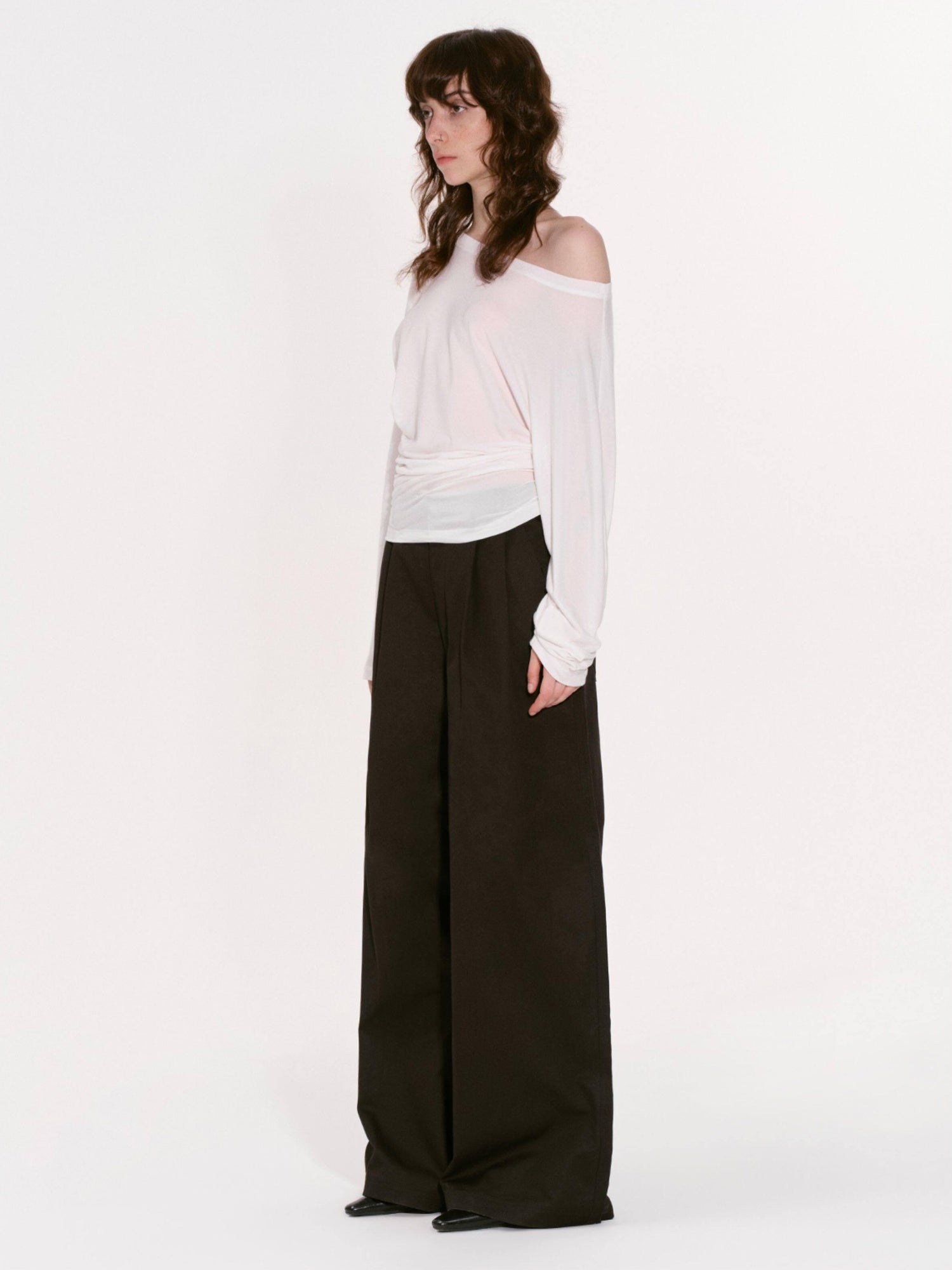 RUN TO THE FUTURE Pure Cotton Original Pleated Low Waist Pockets Women Khaki Black Wide-Leg Pants