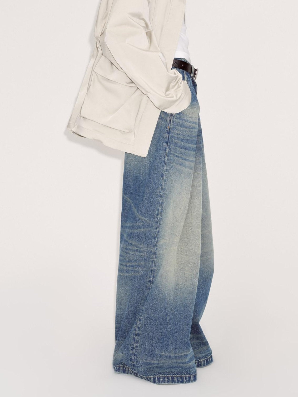 RUN TO THE FUTURE Retro Whisker Low Rise Relaxed Cotton Women Blue Denim Wide-Leg Jeans