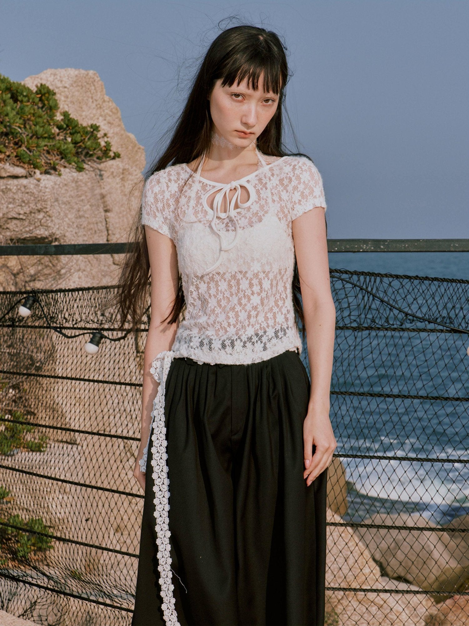 RUN TO THE FUTURE Sexy Lace Fitted Short Sleeve White Stretch Women Cropped Crop Tops