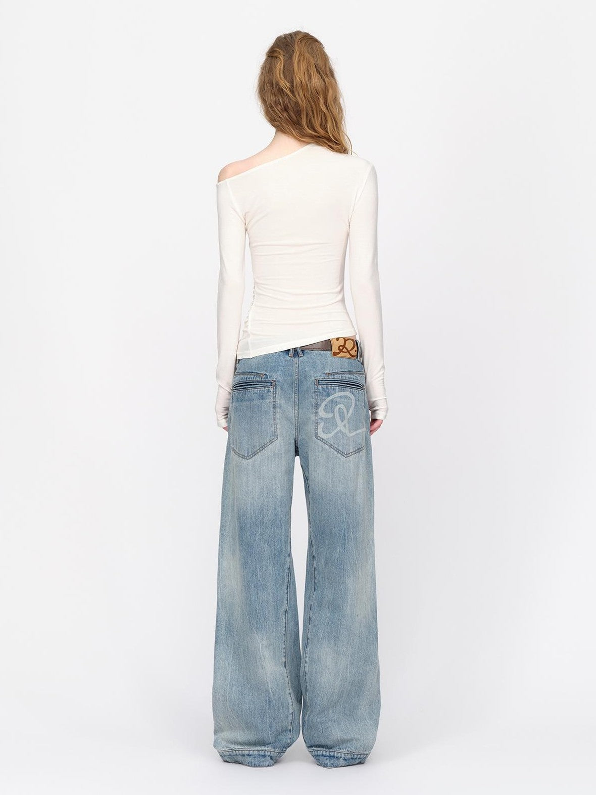 RUN TO THE FUTURE Vintage Wash Distressed Low Rise Loose Fit Women&
