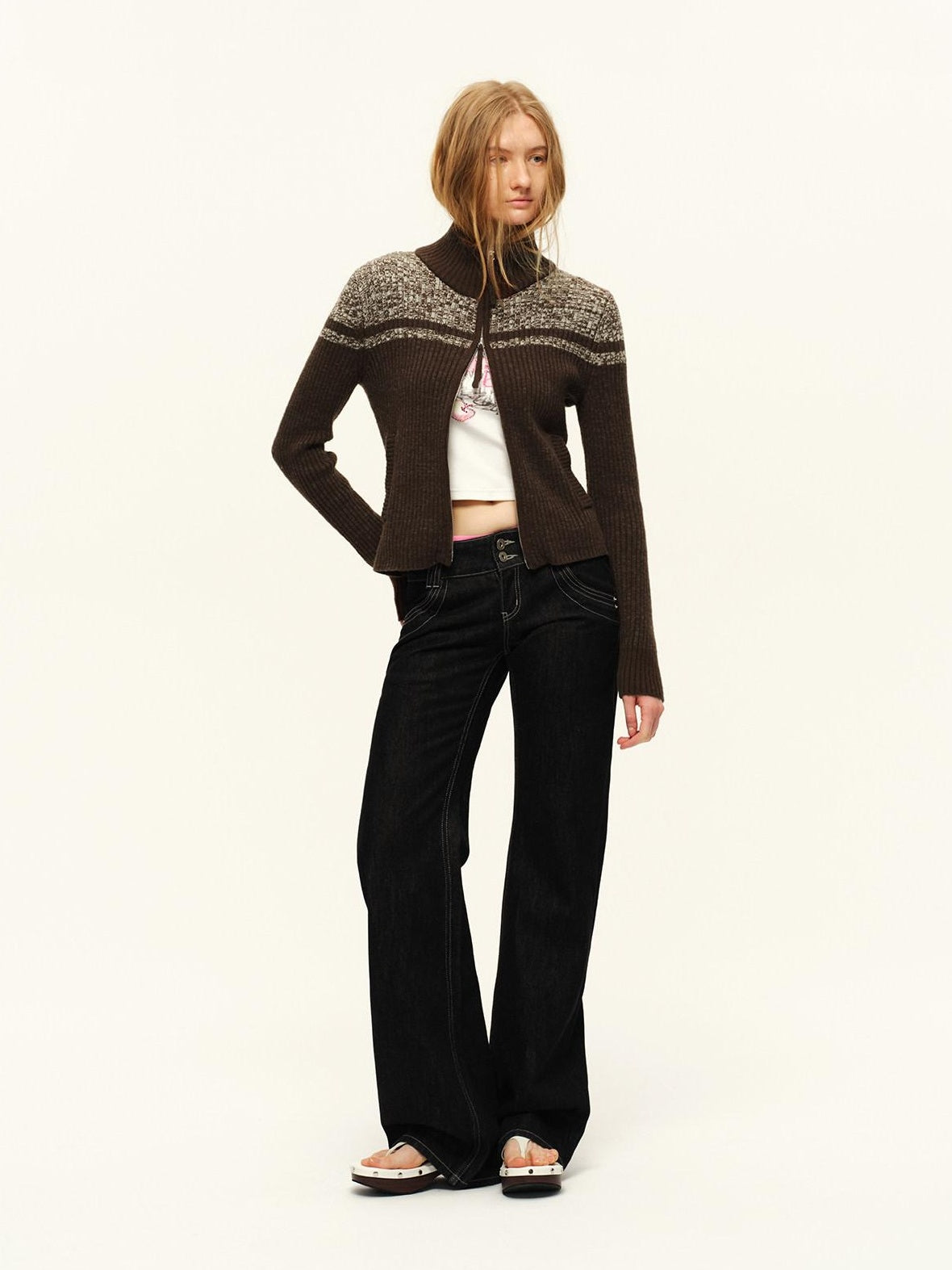 RUN TO THE FUTURE Vintage Washed Low Rise Pocket Detail Women Cotton Dark Wash Straight Jeans