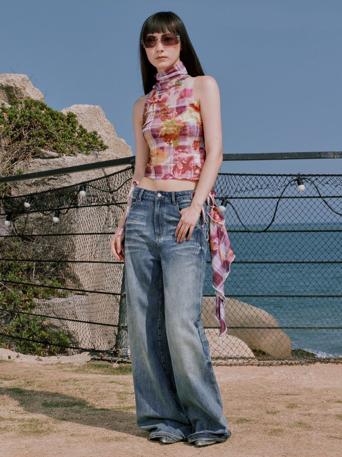 RUN TO THE FUTURE Vintage Whiskered Low Rise Loose Fit Women Denim Zipper Fly Straight Jeans