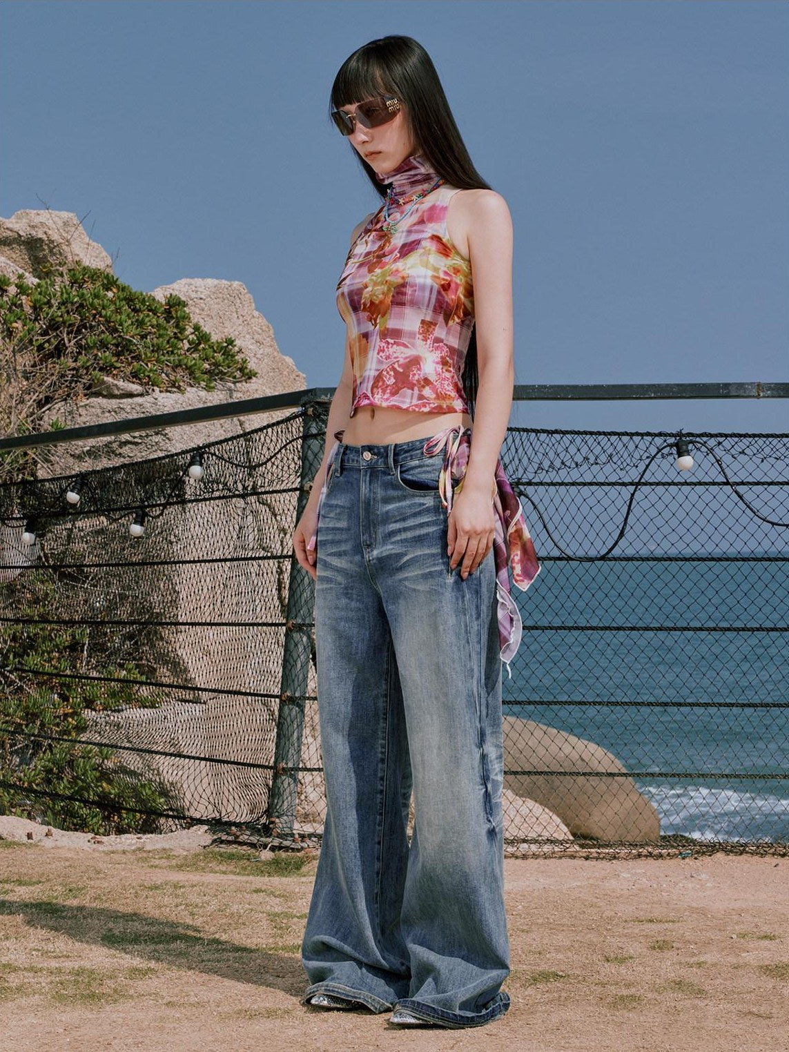 RUN TO THE FUTURE Vintage Whiskered Low Rise Loose Fit Women Denim Zipper Fly Straight Jeans