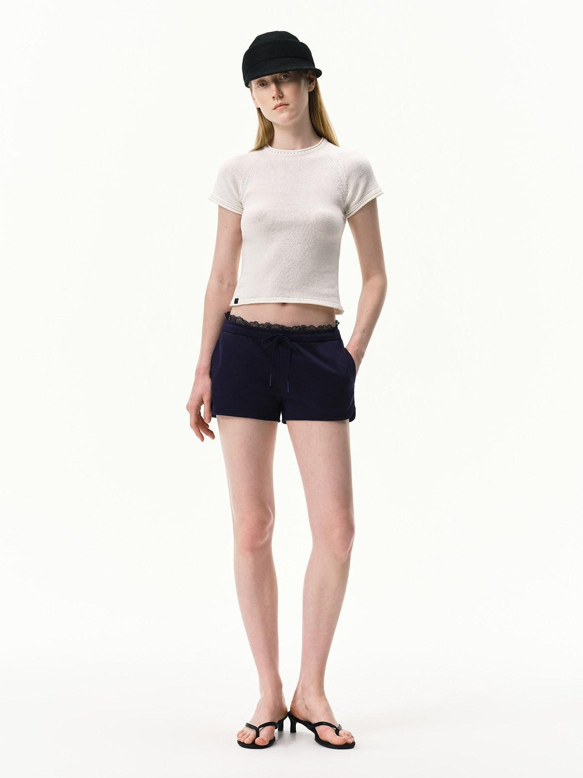 RUN TO THE FUTURE White Knit Raglan Slim Women&