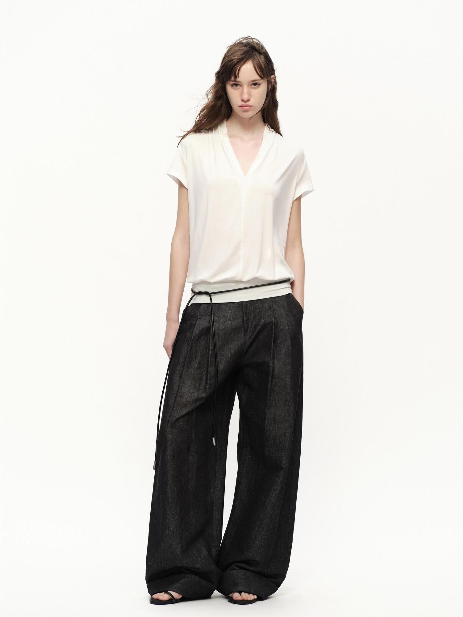 RUN TO THE FUTURE White V-neck Ruched Hem Women&