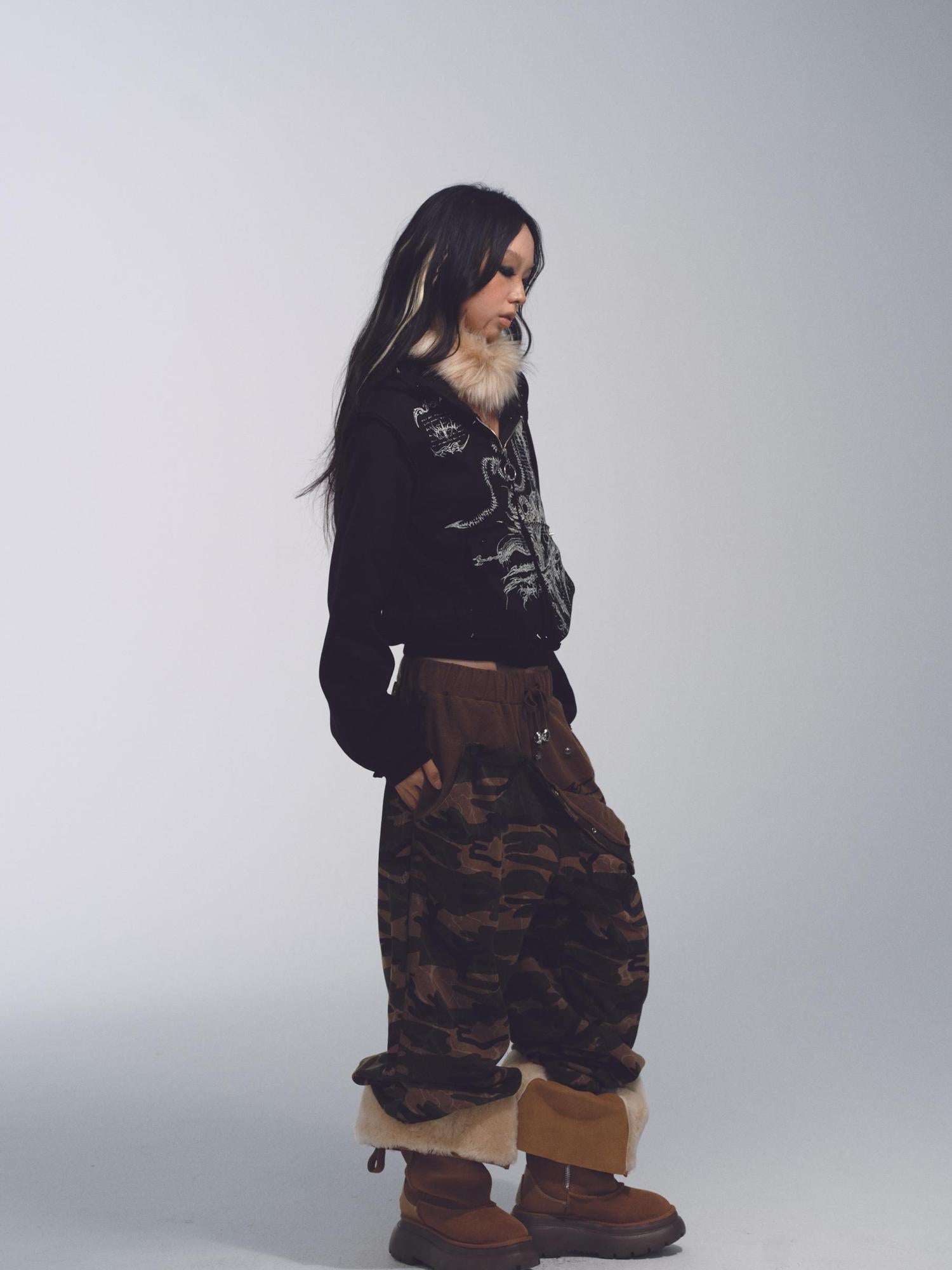 NONAME SPACE Raw Edge Fleece Lined Oversized Print Sweatshirt With Rivets