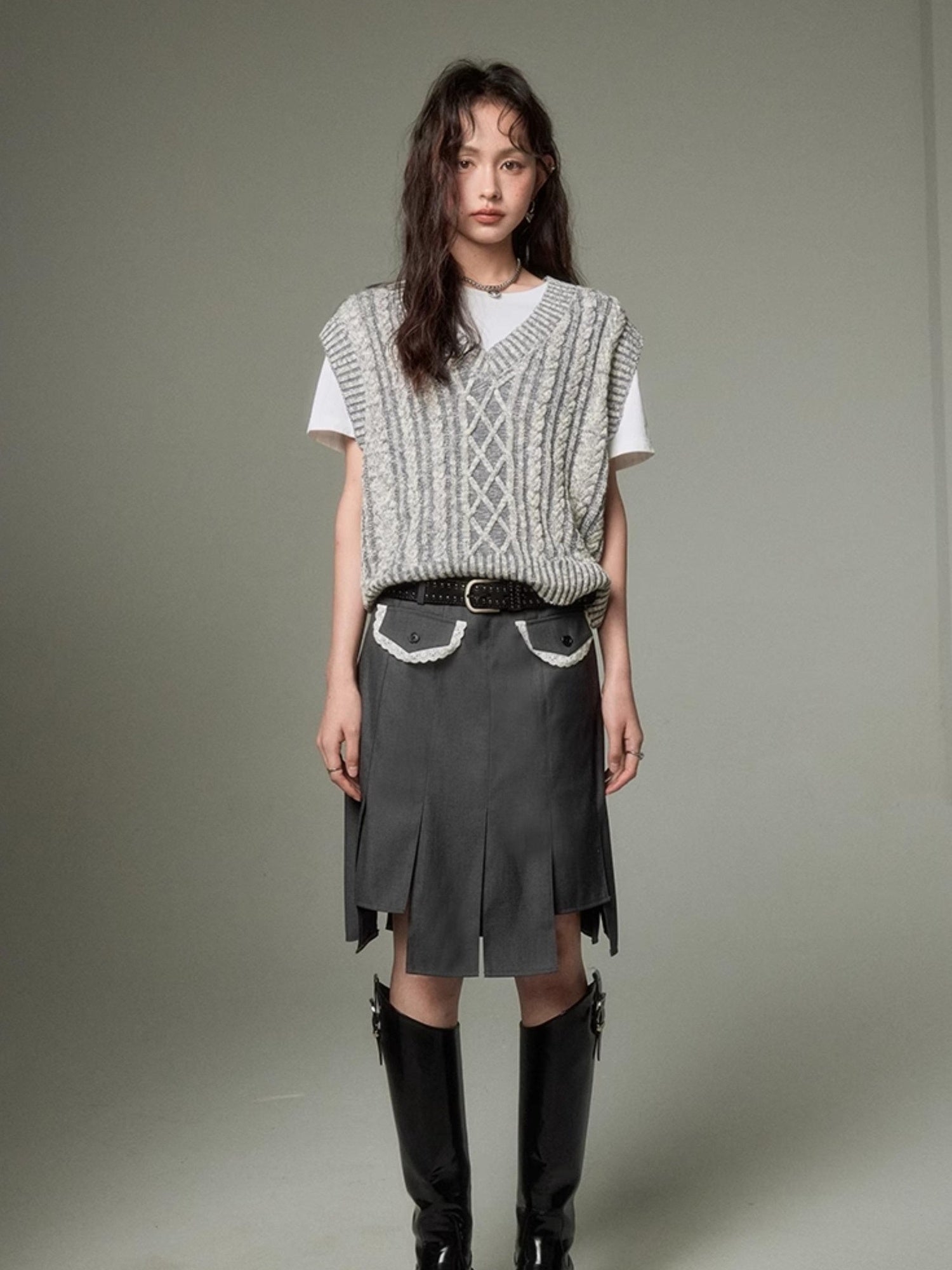 DIDDI MODA Rebel Academia Asymmetrical Pleated Skirt