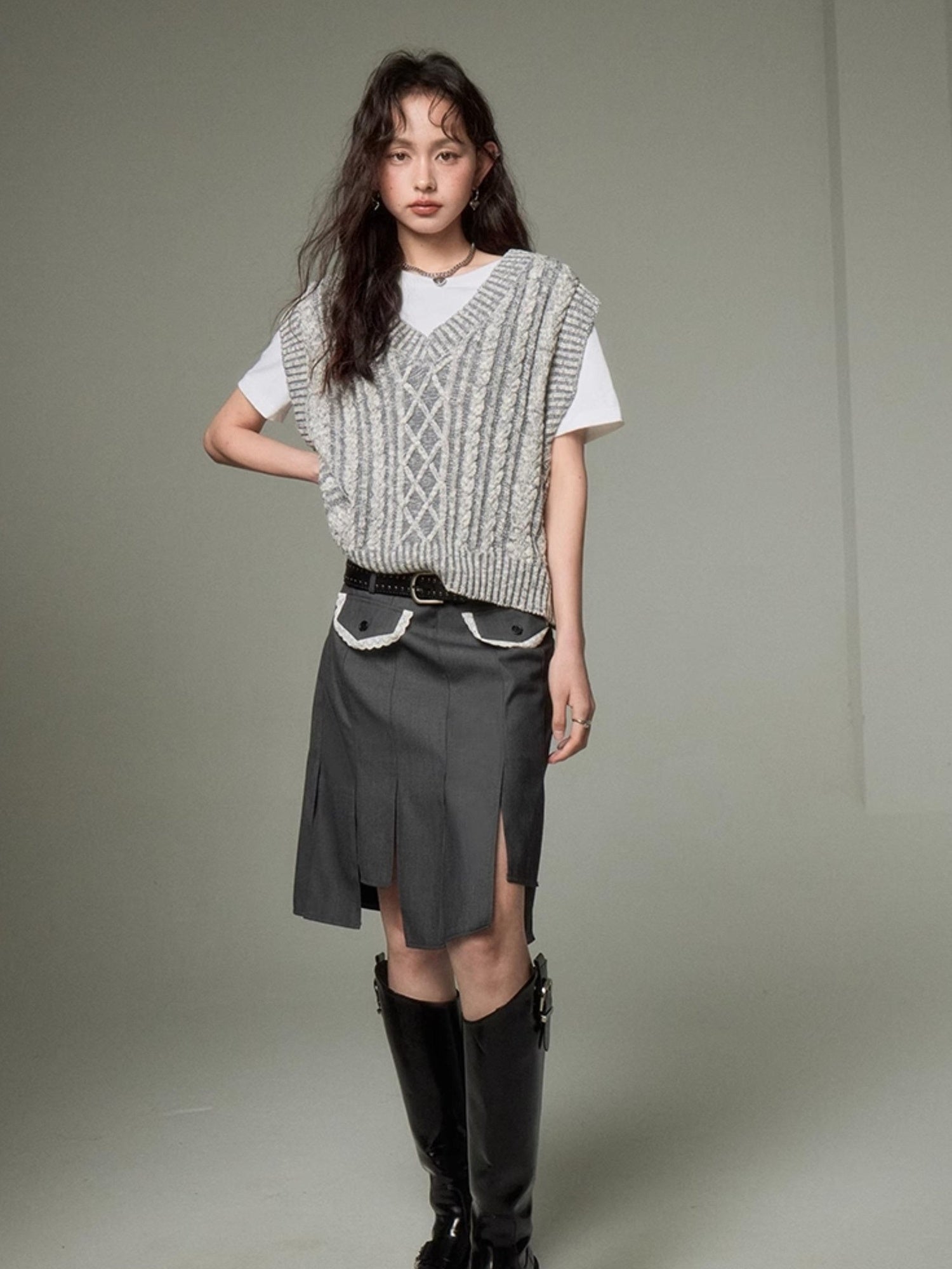 DIDDI MODA Rebel Academia Asymmetrical Pleated Skirt