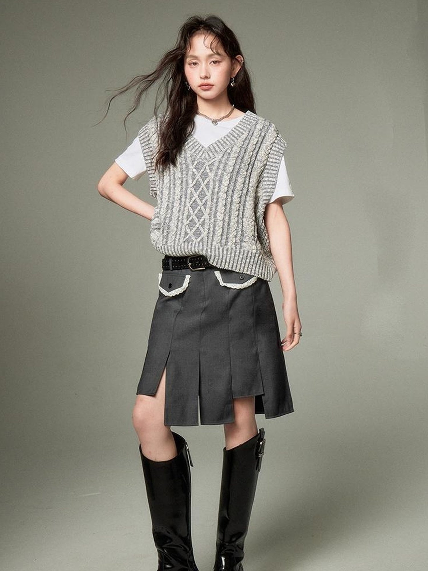 DIDDI MODA Rebel Academia Asymmetrical Pleated Skirt