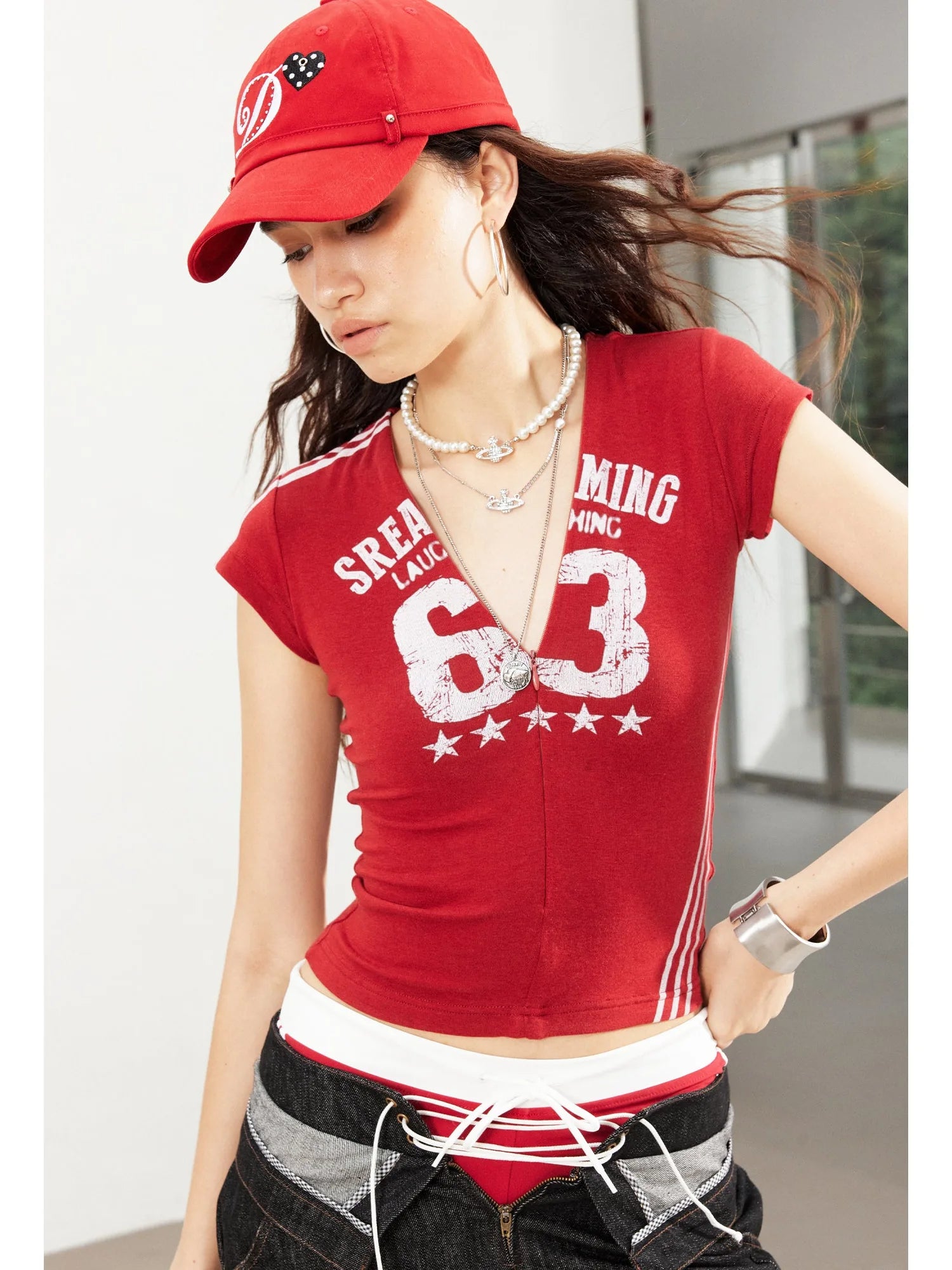 Vintage Distressed Number Print Fitted V-Neck T-Shirt