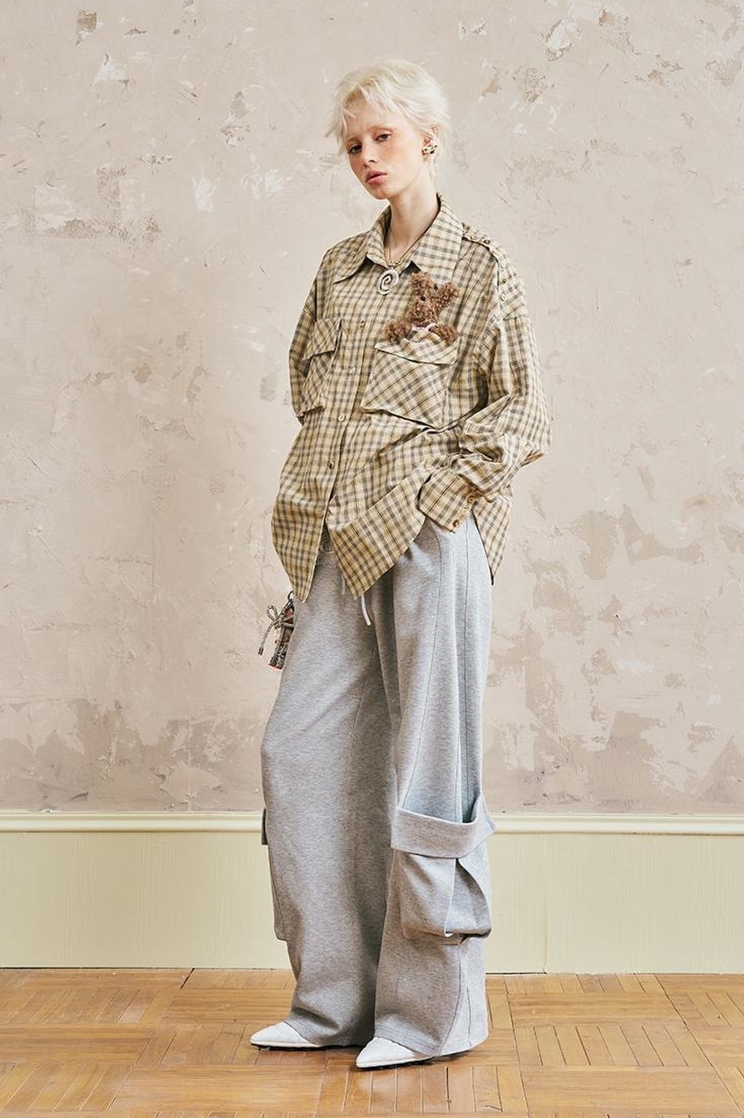 DIDDI MODA Relaxed Cargo Jogger With Embroidered Grapes