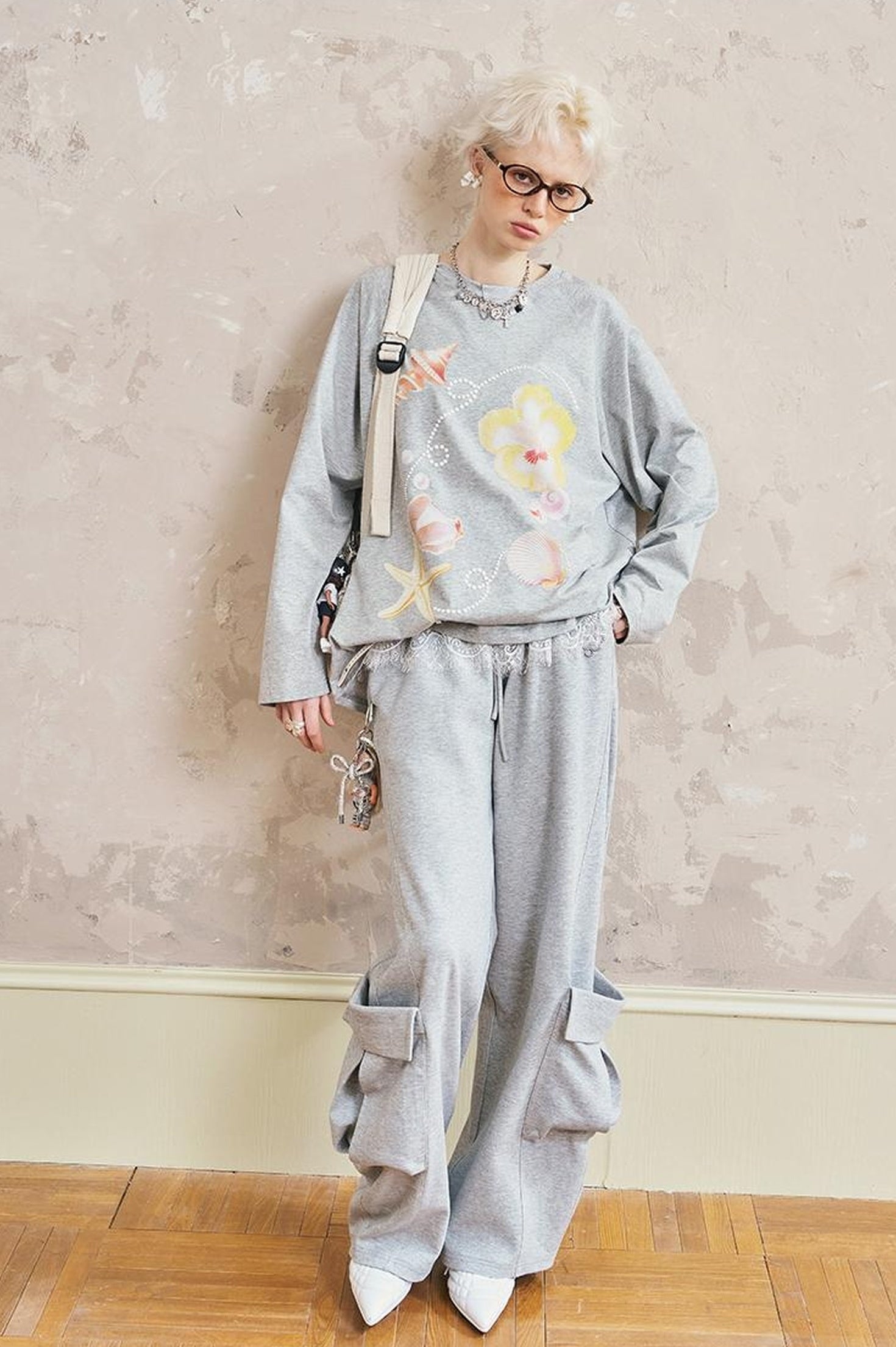 DIDDI MODA Relaxed Cargo Jogger With Embroidered Grapes