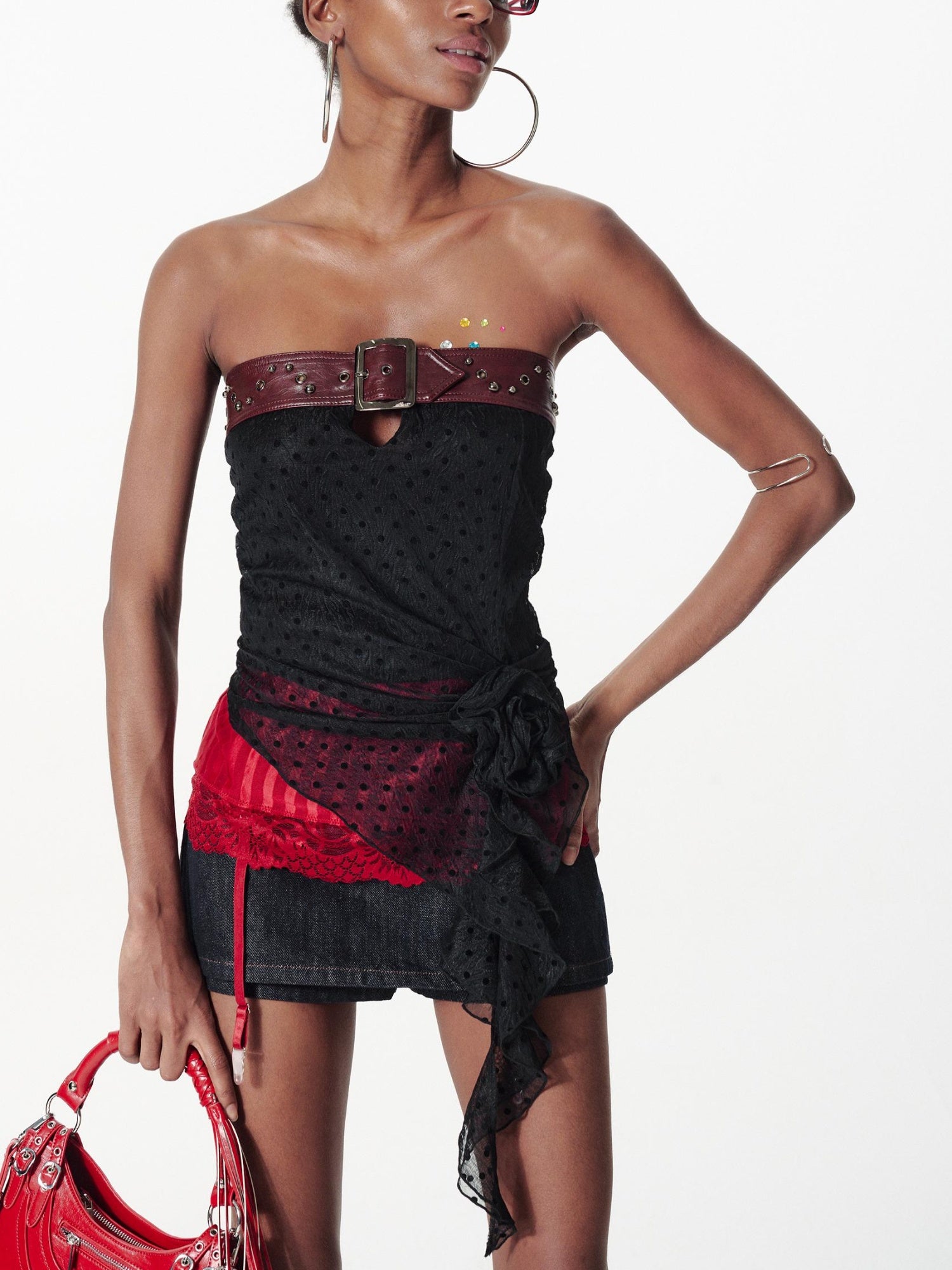 2th Desire Removable Rose Floral Lace Peplum Studded Bustier Top