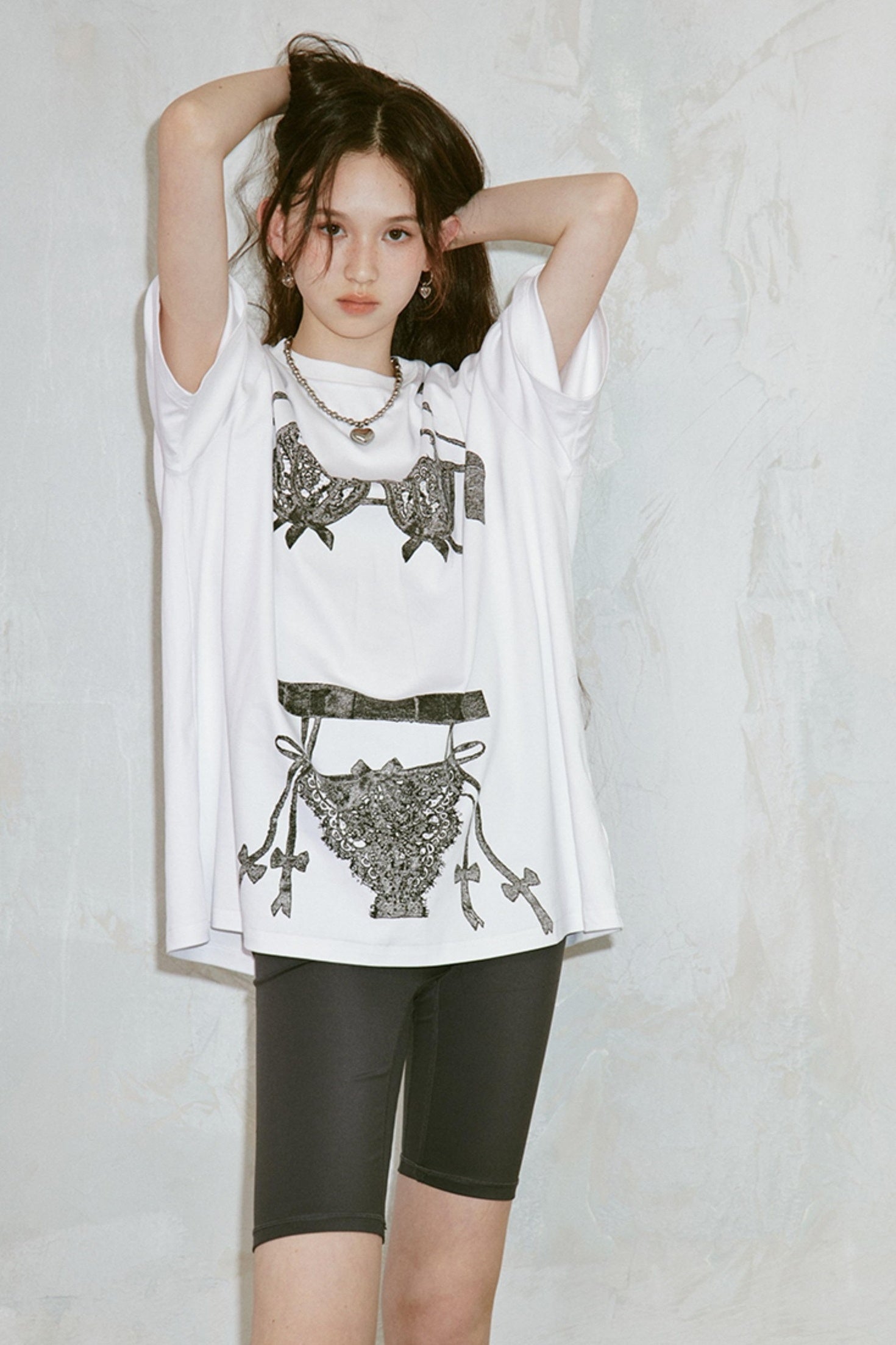 DIDDI MODA Retro Illusion Lingerie Print Relaxed Tee