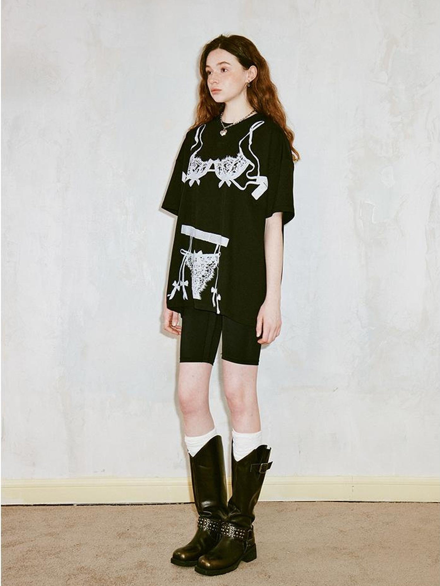 DIDDI MODA Retro Illusion Lingerie Print Relaxed Tee