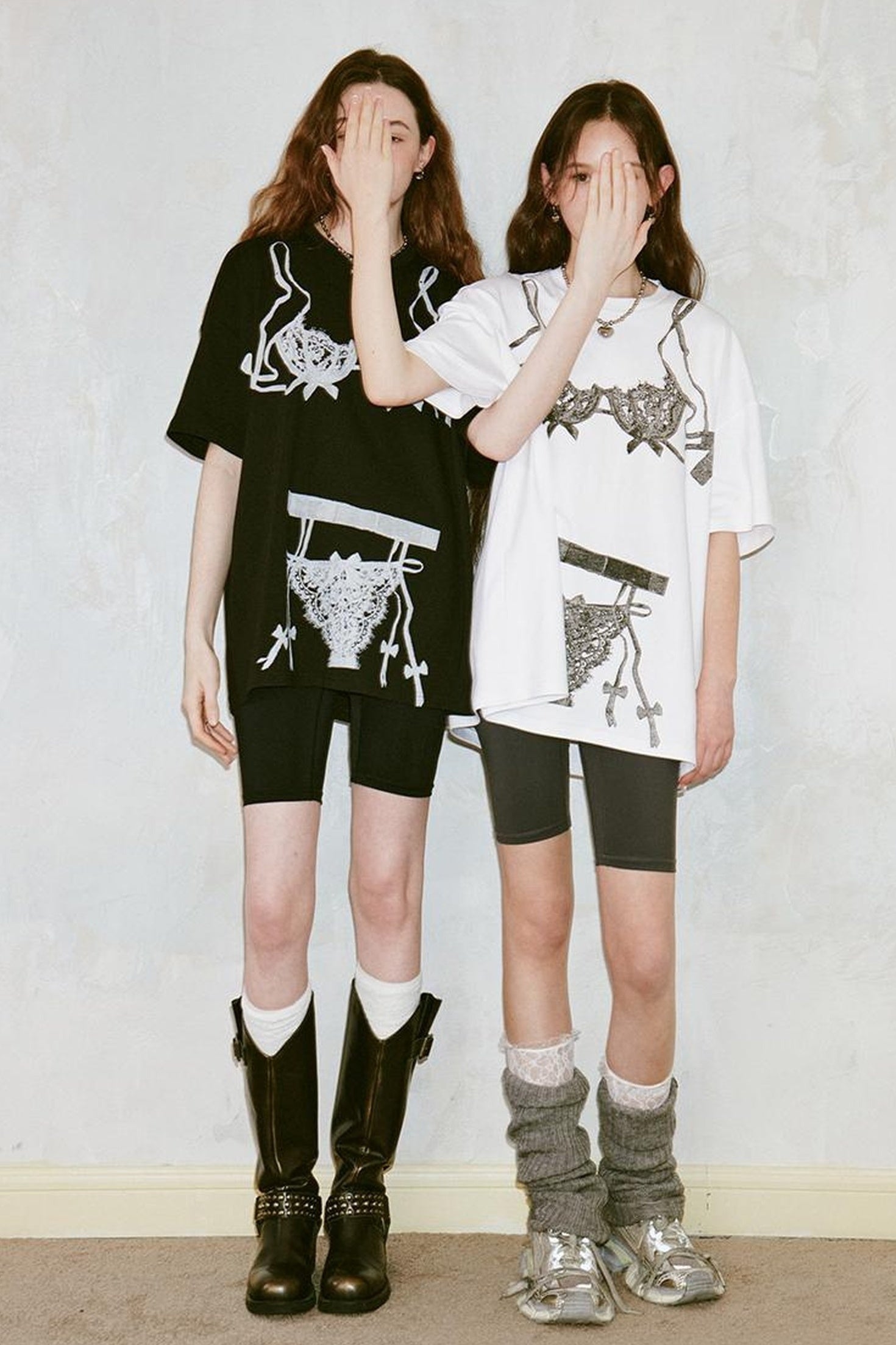 DIDDI MODA Retro Illusion Lingerie Print Relaxed Tee