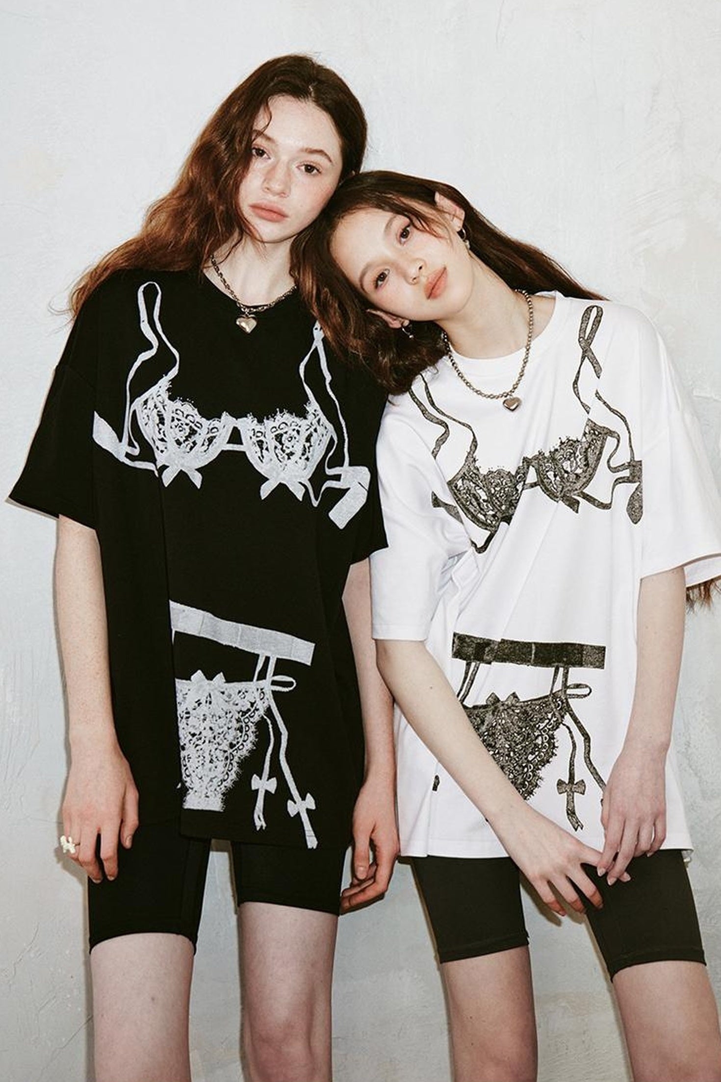 DIDDI MODA Retro Illusion Lingerie Print Relaxed Tee