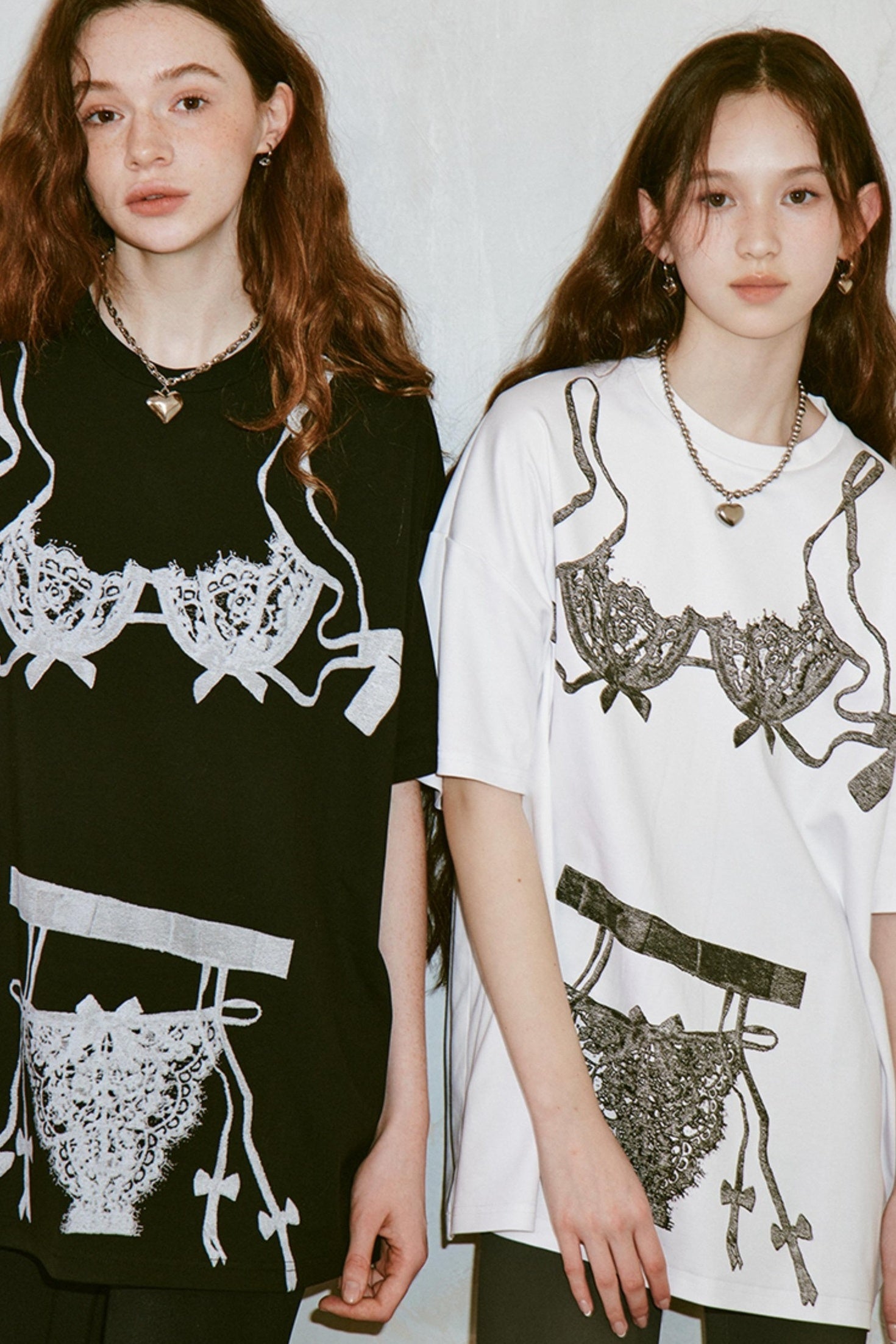 DIDDI MODA Retro Illusion Lingerie Print Relaxed Tee