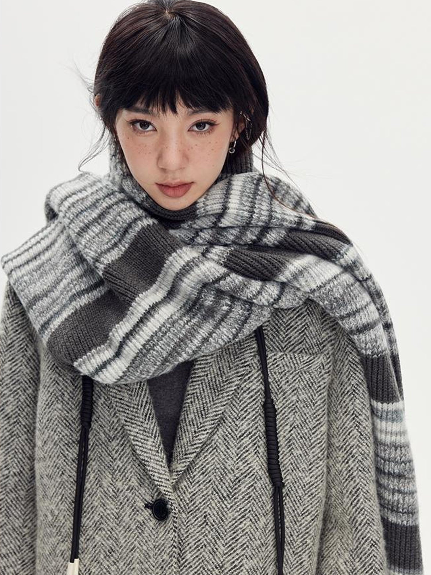 DIDDI MODA Retro Striped Knit Beanie Scarf Set