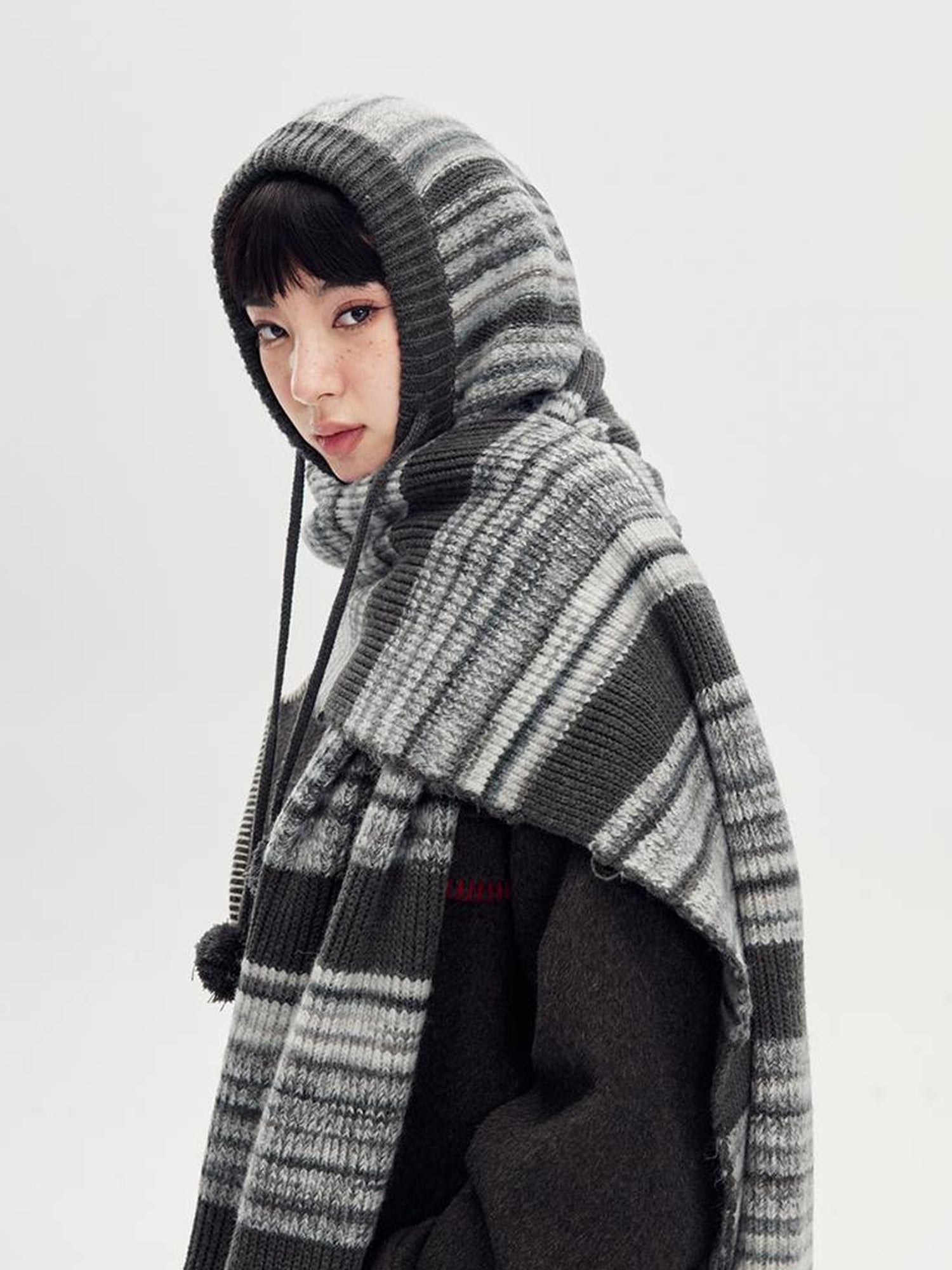 DIDDI MODA Retro Striped Knit Beanie Scarf Set