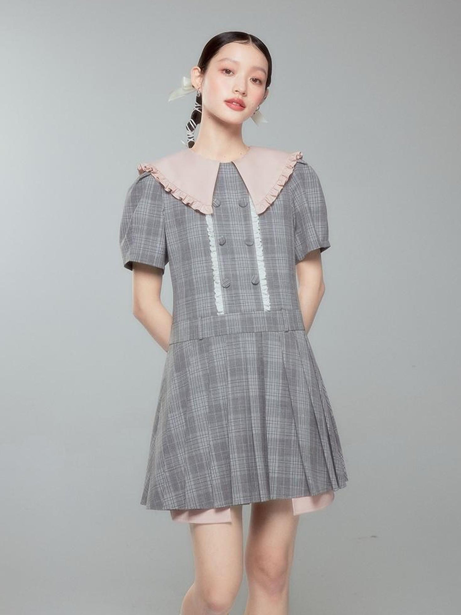 DIDDI MODA Romantic Lace Peter Pan Collar Summer Waist Defining Mini Dress