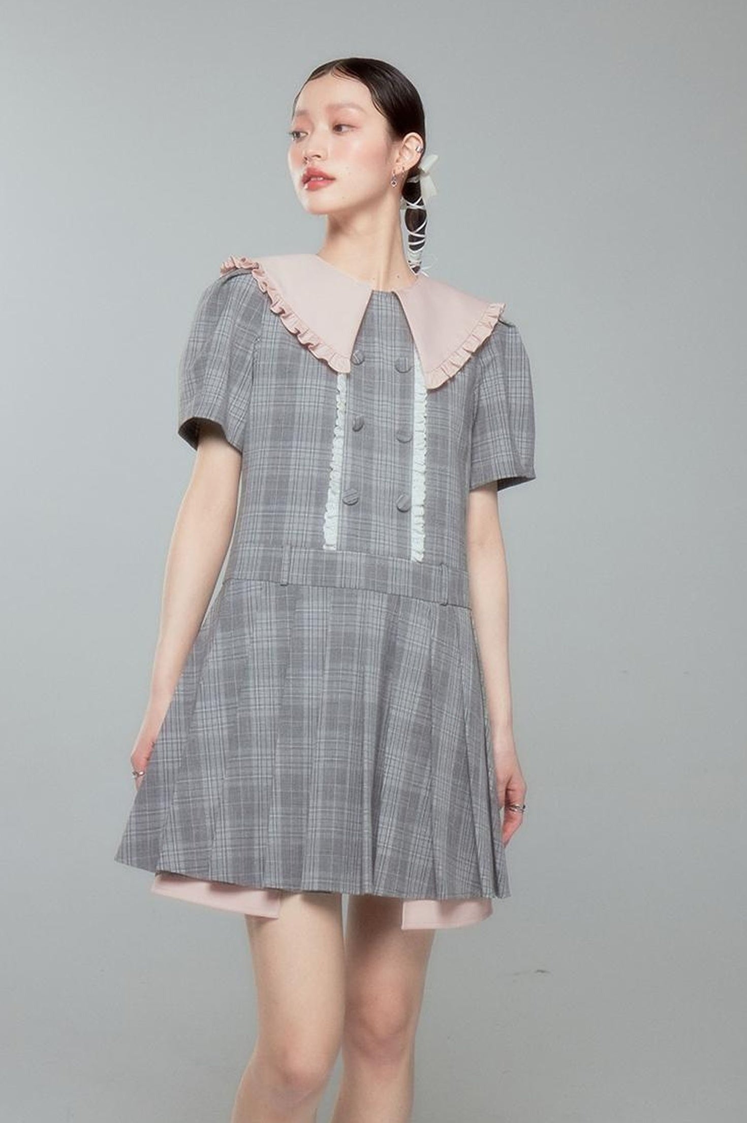 DIDDI MODA Romantic Lace Peter Pan Collar Summer Waist Defining Mini Dress