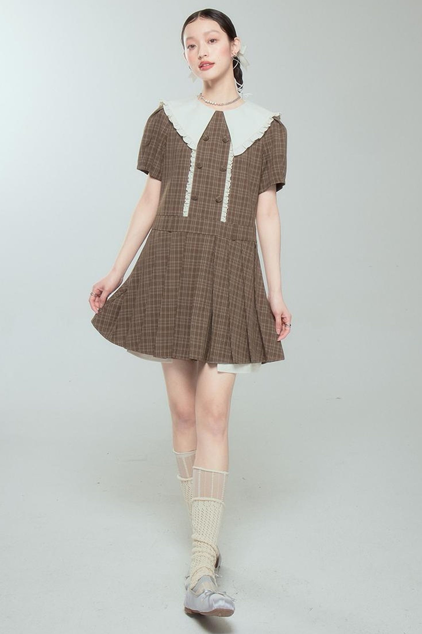 DIDDI MODA Romantic Lace Peter Pan Collar Summer Waist Defining Mini Dress