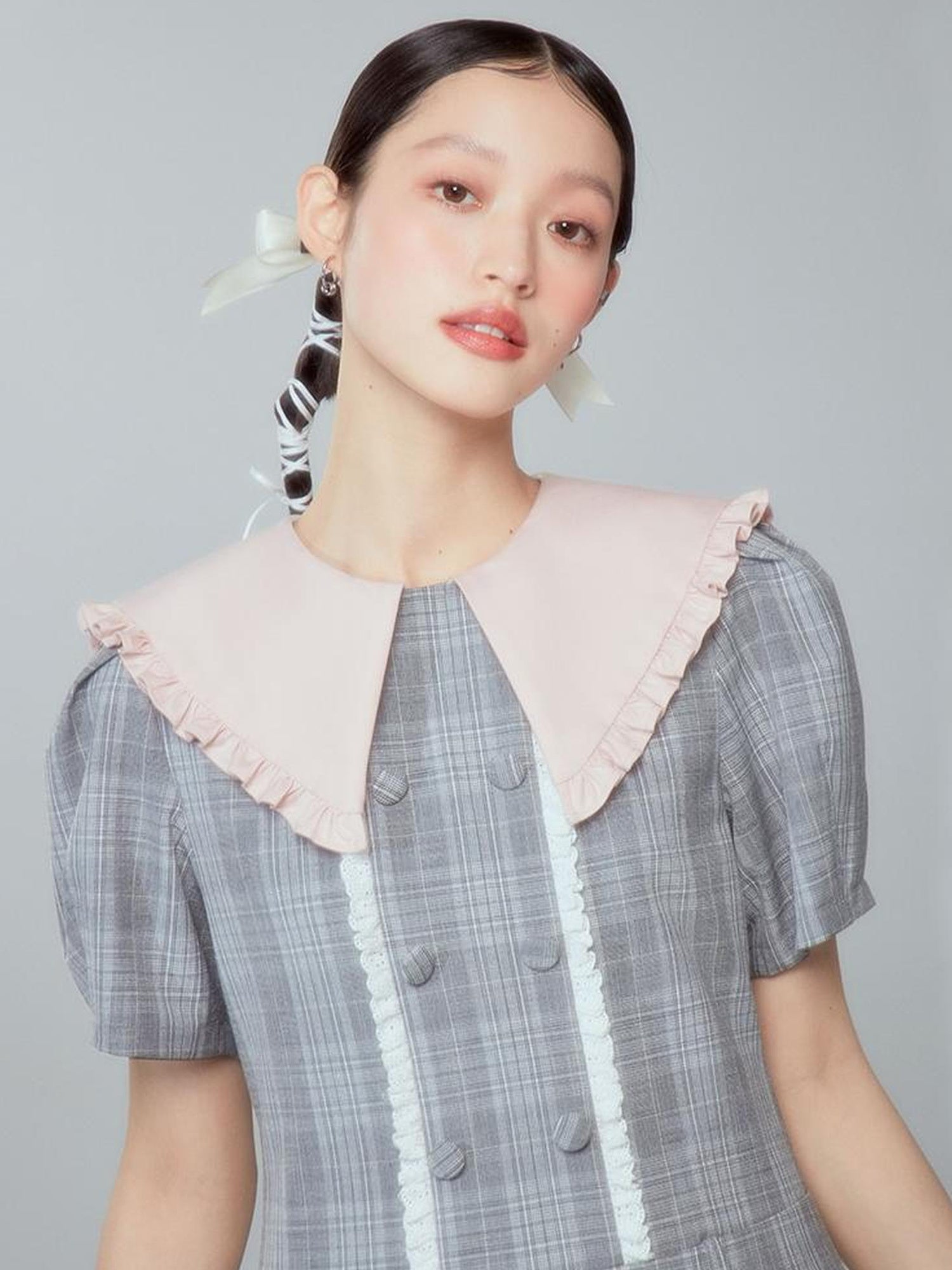 DIDDI MODA Romantic Lace Peter Pan Collar Summer Waist Defining Mini Dress