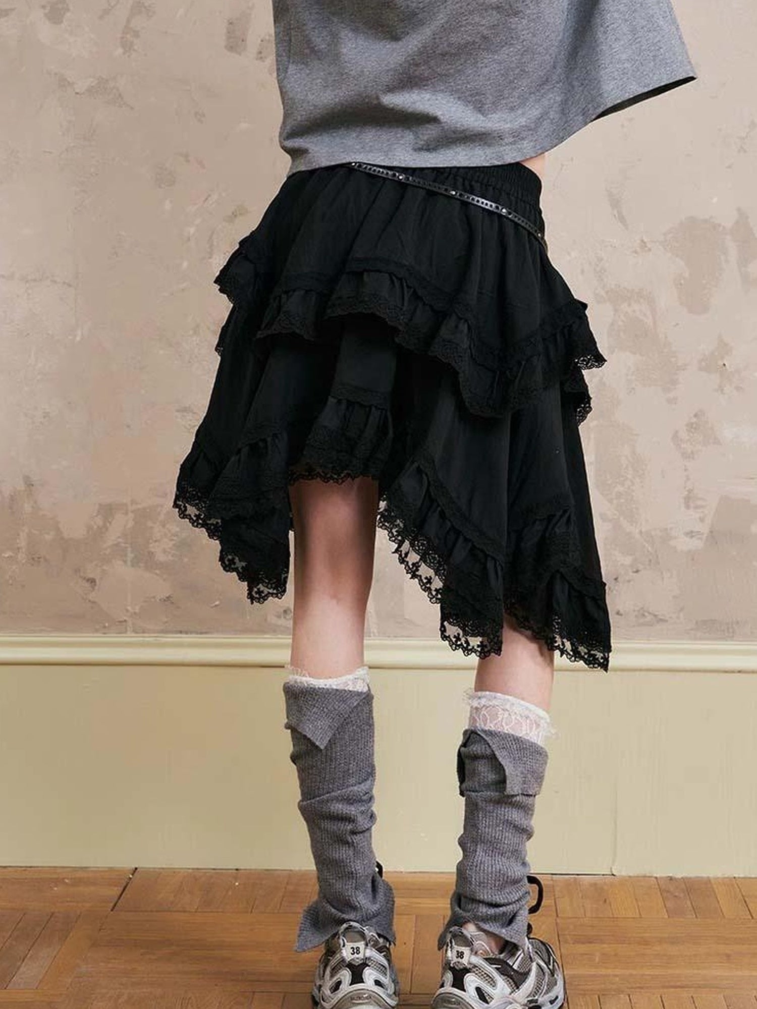 DIDDI MODA Romantic Lace Tiered Asymmetrical Midi Skirt